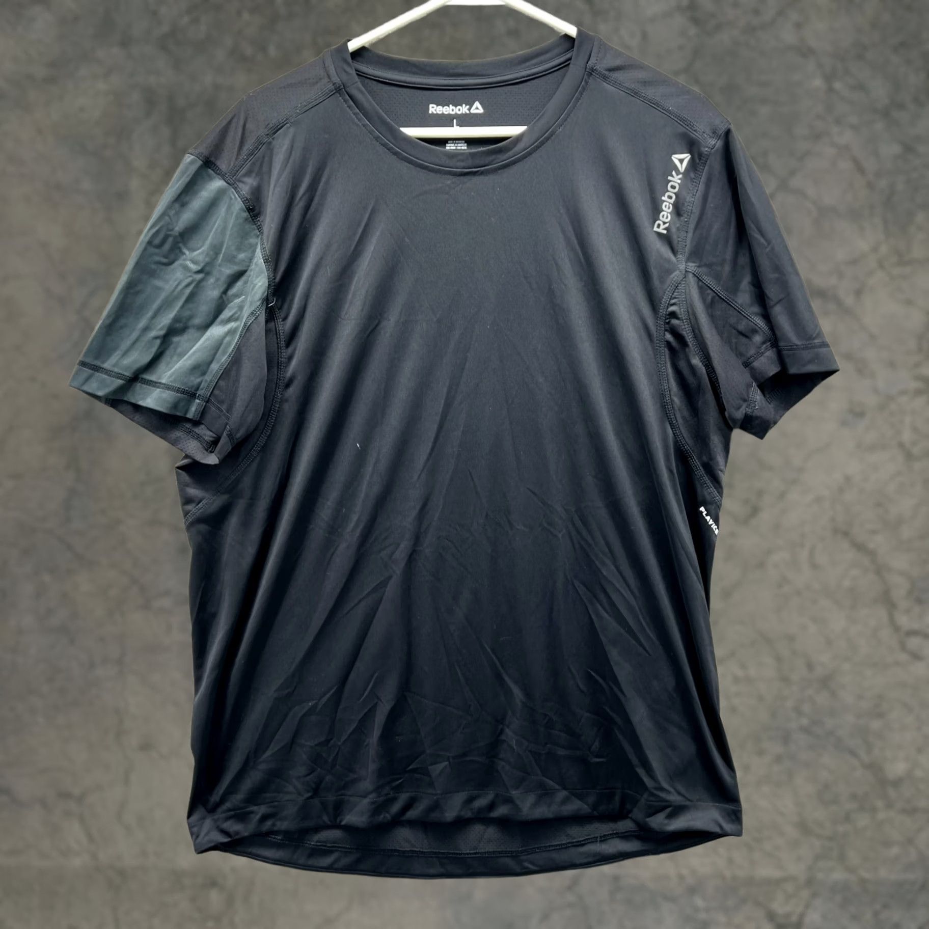 Reebok Reebok Shirt Men L Black Knit Logo Short Sleeve Crew Neck Athletic Jersey Gym Playvice Medium Size US L / EU 52-54 / 3 - 1 Thumbnail