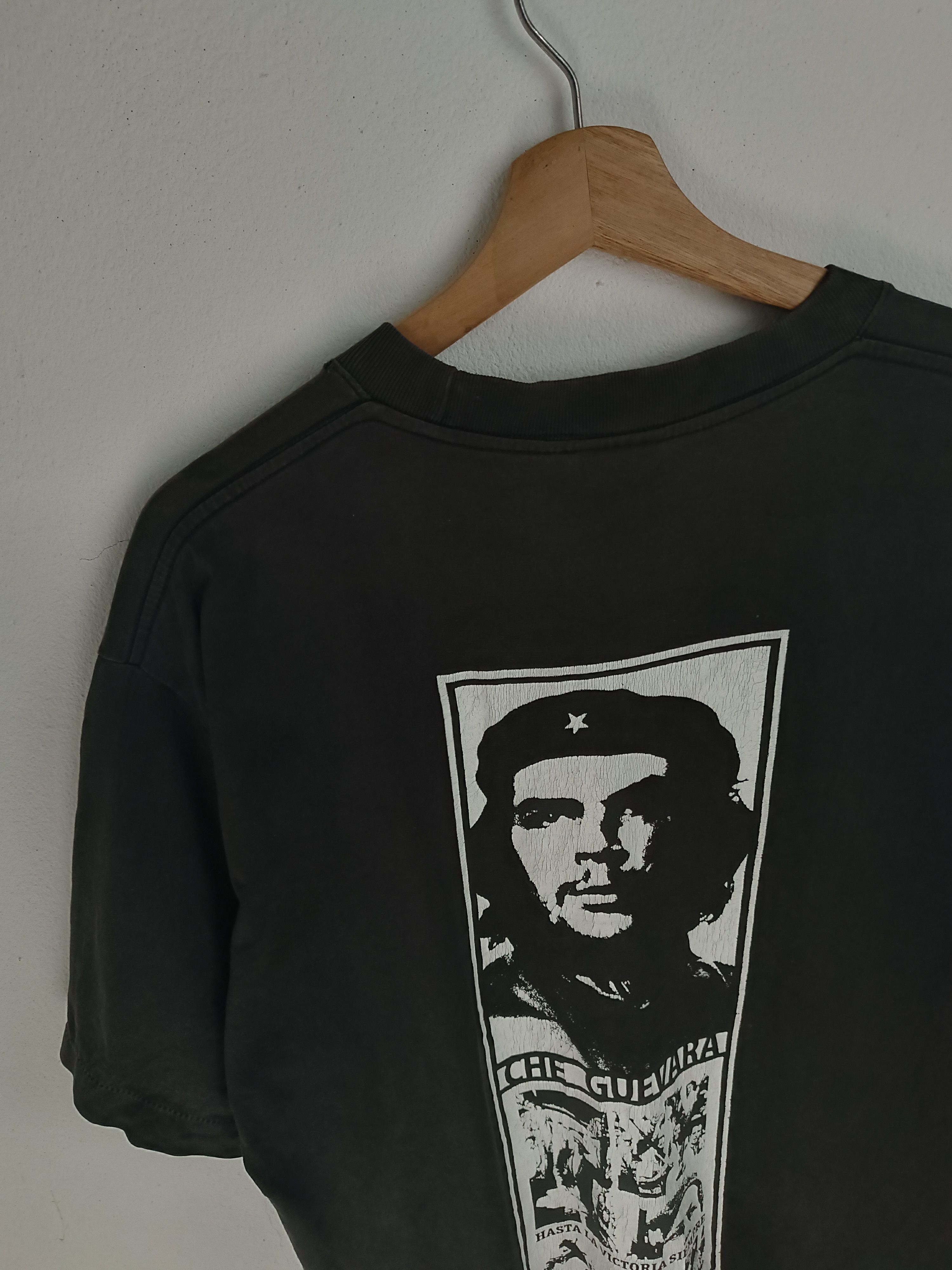 Vintage VINTAGE 90'S FADED CHE GUEVARA 'rage against the machine' Size US L / EU 52-54 / 3 - 13 Thumbnail