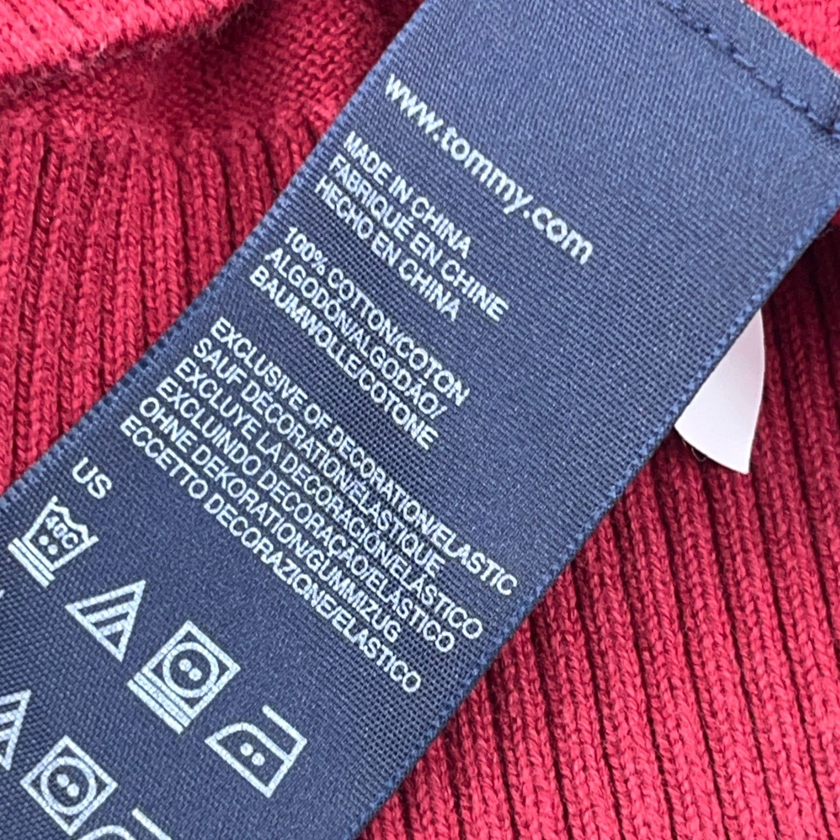 Tommy Hilfiger Tommy Hilfiger Sweater Men Large Red Blue V-Neck Knit Pullover Diamond Golf Soft Knit Shirt Mens Size US L / EU 52-54 / 3 - 3 Thumbnail