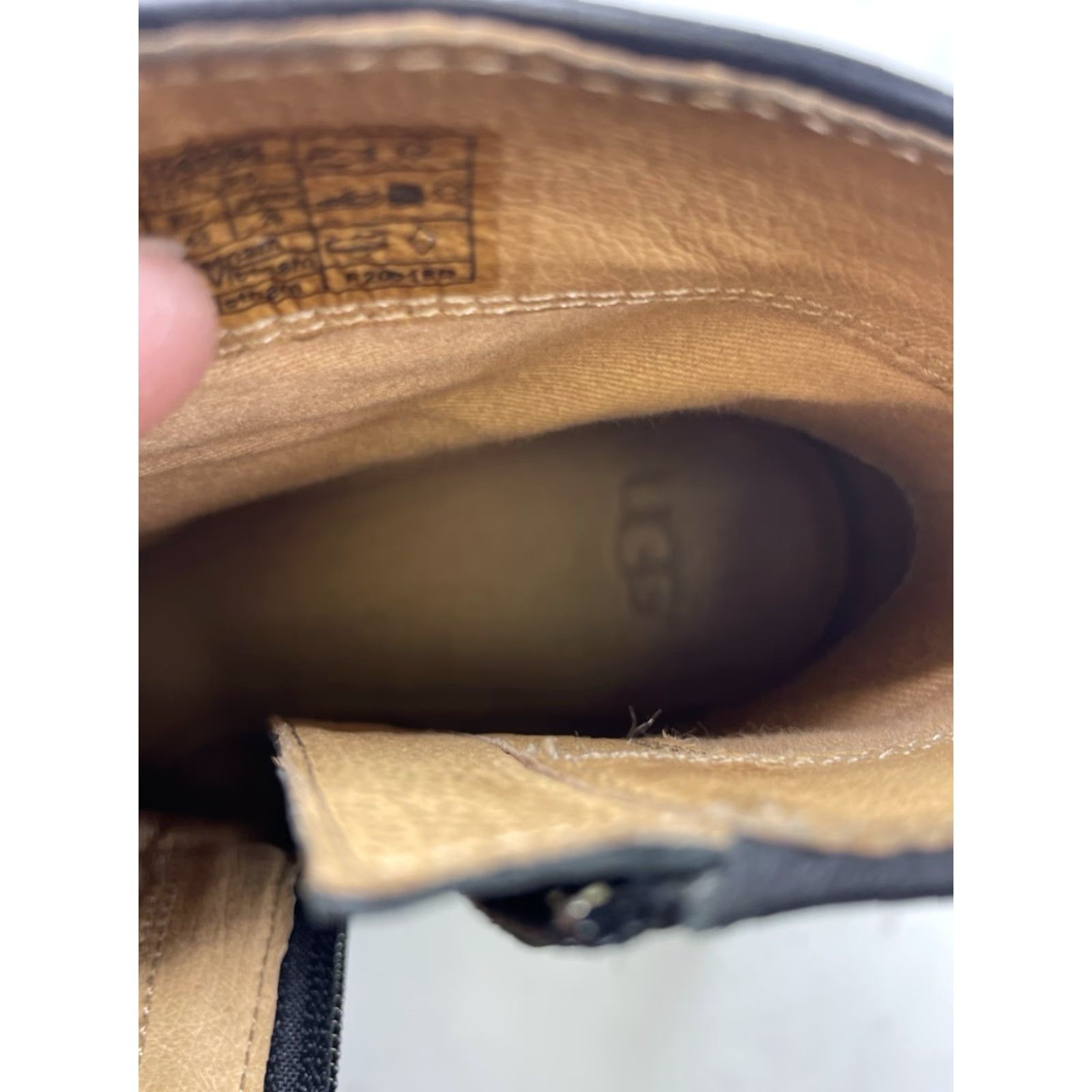 Ugg **UGG Annie Boot Women Black Leather Block Heel Bootie** User: **UGG Annie Boot Women Black Leather Block Heel** Size US 12 / IT 42 - 4 Thumbnail