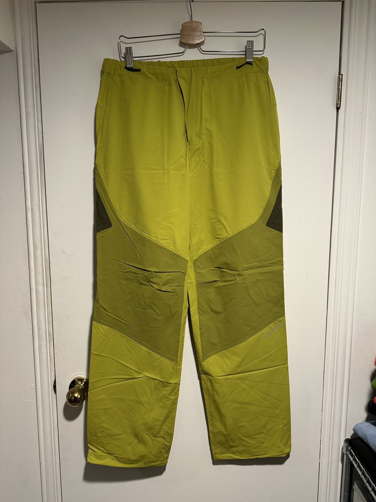 Arc'teryx Arcteryx System A Paltz Cargo Pant Size US 32 / EU 48 - 1 Thumbnail