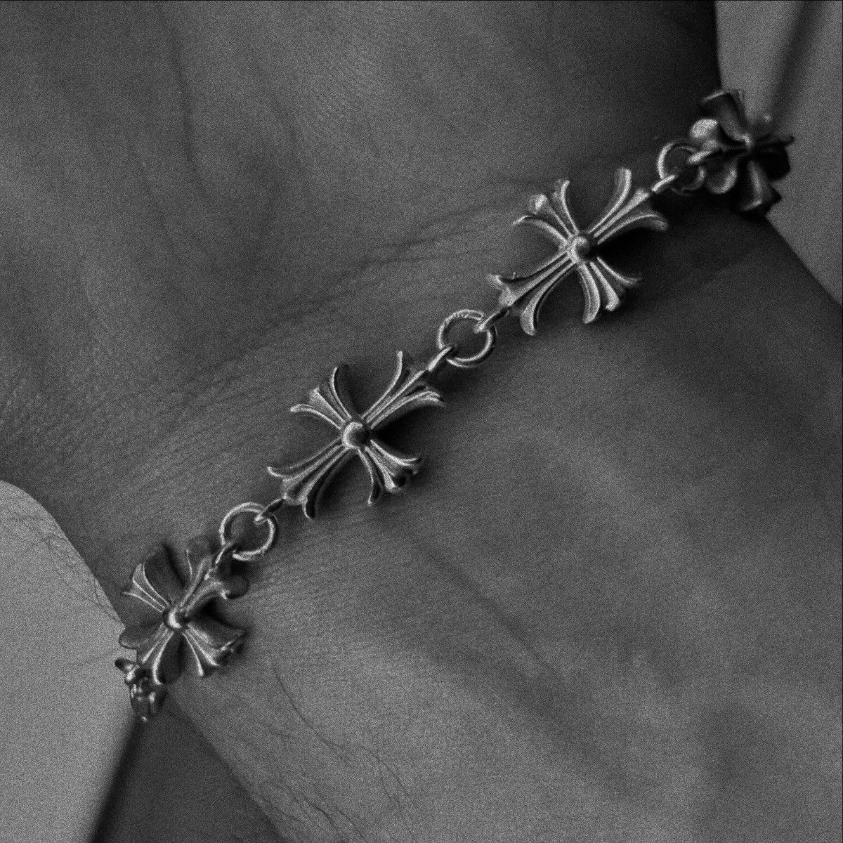 Japanese Brand × Sterling Silver × Vintage Ghotic cross braclet 925 silver Size ONE SIZE - 2 Thumbnail