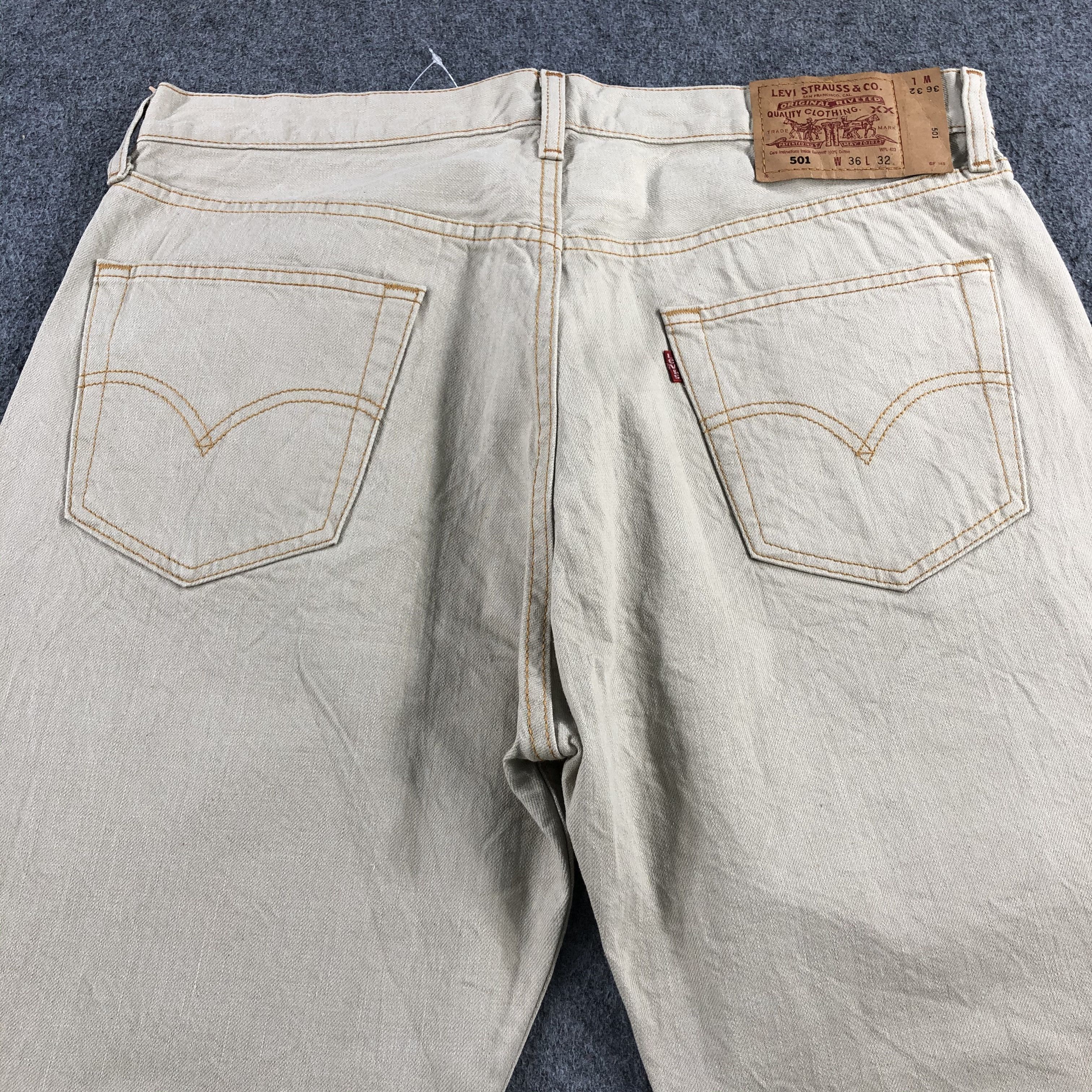 Levi's Vintage 90s Light Wash Levis 501 Jeans-J1833 Size US 36 / EU 52 - 4 Thumbnail