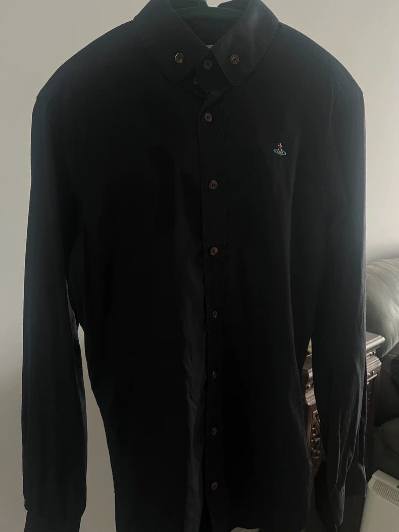 Vivienne Westwood Vivienne Westwood Male black shirt with color logo Size US S / EU 44-46 / 1 - 1 Thumbnail
