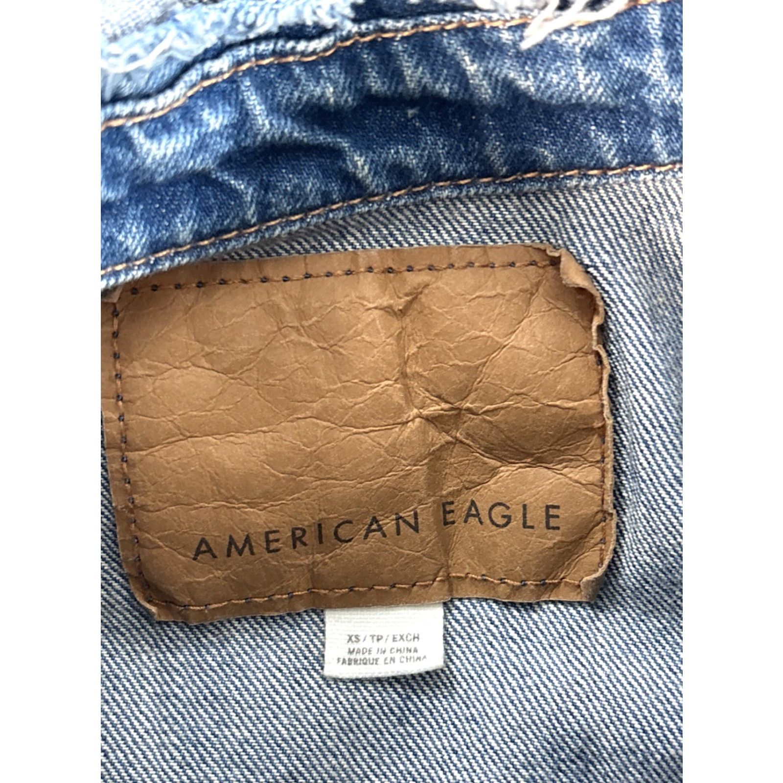 American Eagle Outfitters VINTAGE American Eagle Outfitters Trucker Jacket Mens XS Blue Button Up Denim Distressed Light Wash Size US XS / EU 42 / 0 - 4 Thumbnail