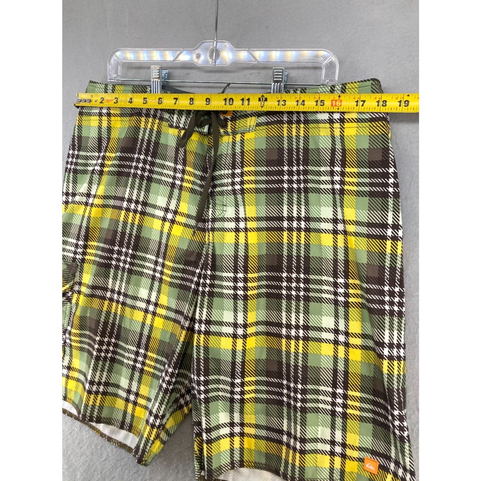 Quiksilver Quiksilver Boardshorts Mens 36 Plaid Cargo Pocket Swim Trunks Short Bottom Multicolor Beach Pockets 90s Mens Size US 36 / EU 52 - 2 Thumbnail