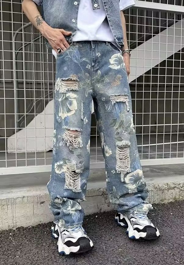 Jean Streetwear Flowers Print Ripped Baggy Jean Size US 29 - 2 Thumbnail