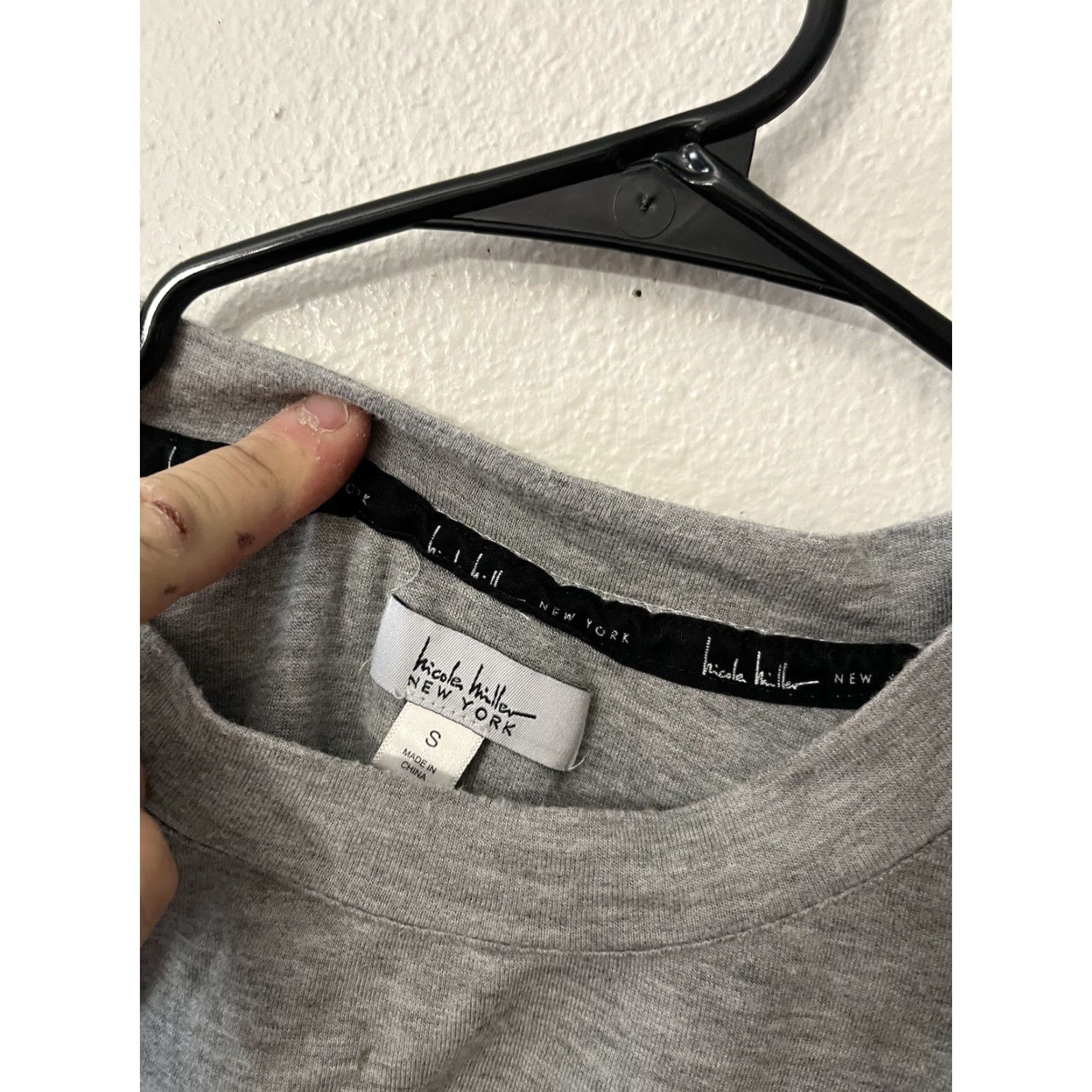 Nicole Miller Nicole Miller Tee Shirt Womens S Short Sleeve Pocket Cotton Gray Love 90s Designer Casual Mens Womens Girls Boys Size S / US 4 / IT 40 - 2 Thumbnail