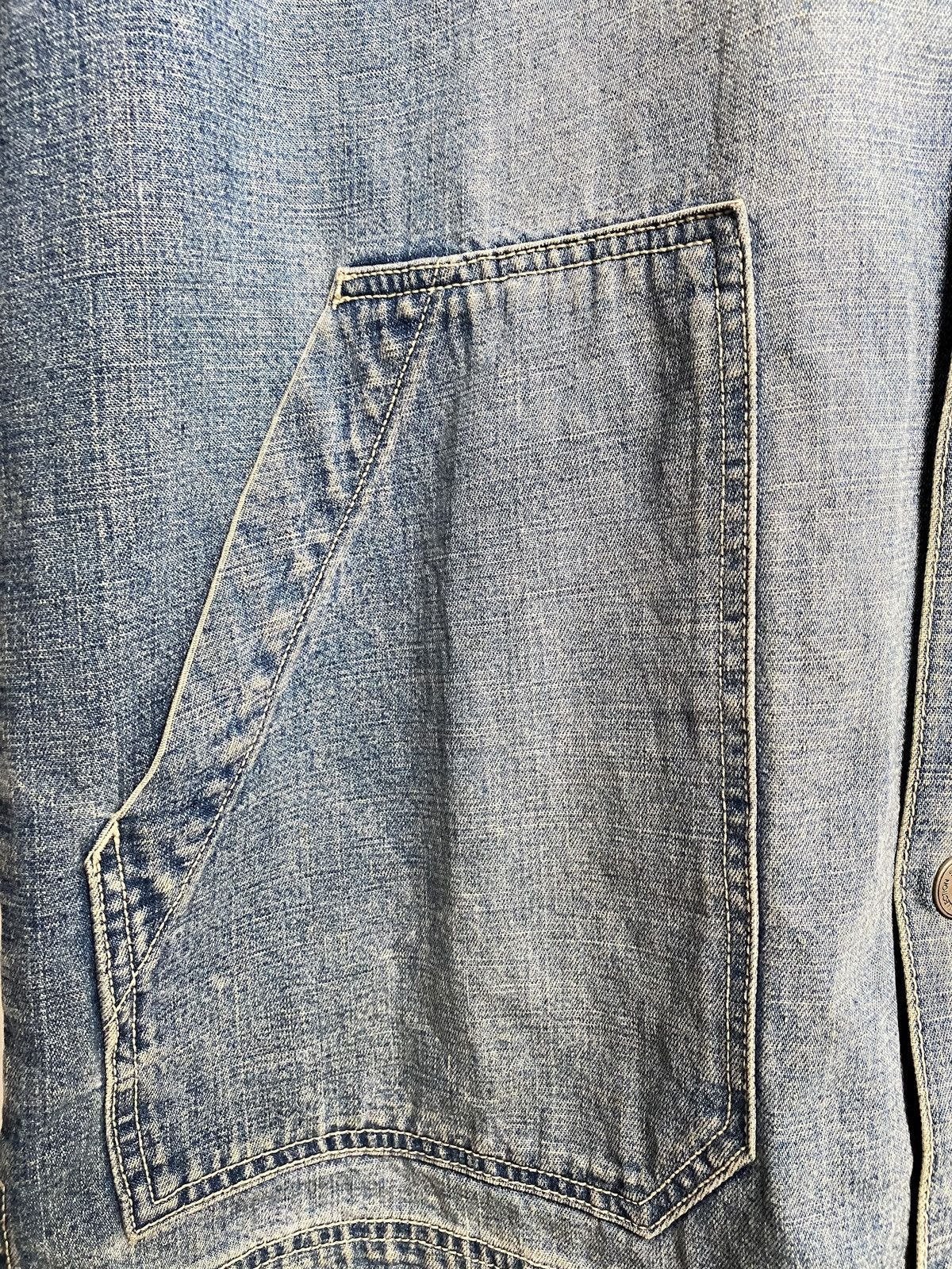 Fubu × Vintage Vintage 90's Fubu Jeans Heavy Denim Wax Jacket Size US XL / EU 56 / 4 - 4 Thumbnail