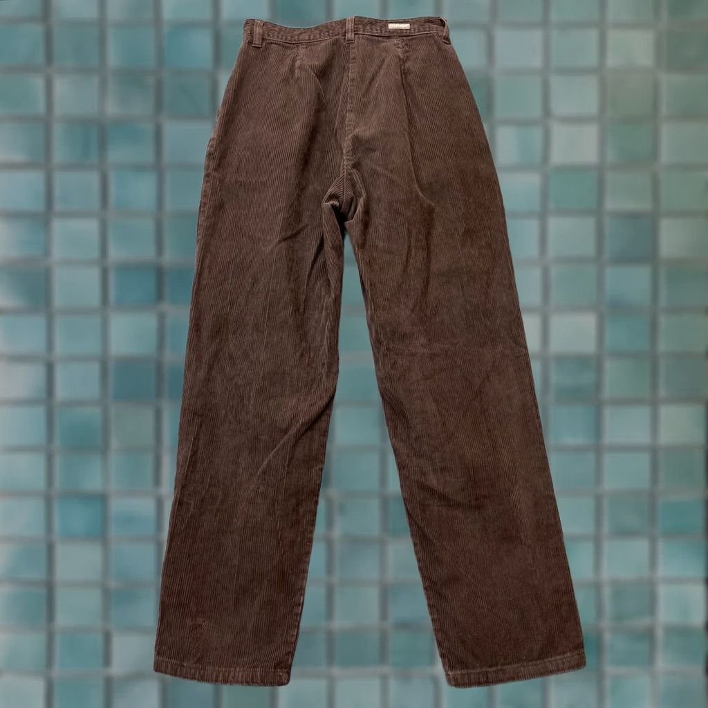 Vintage VINTAGE Woolrich Pants Womens 6P Chino Corduroy Cotton Straight Leg Brown 28" Inseam 28" Casual Preppy Retro Womens Size 28" / US 6 / IT 42 - 1 Thumbnail