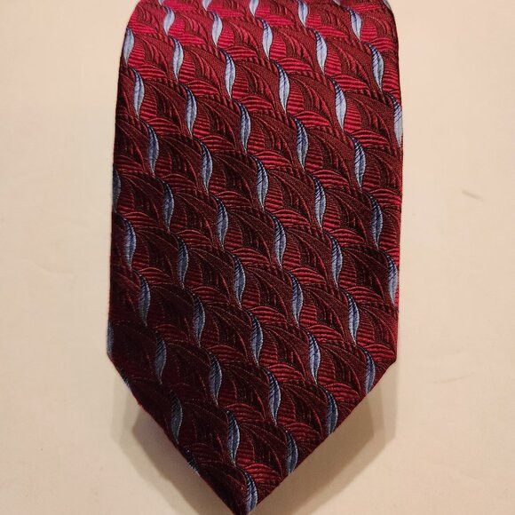 Nordstrom John W. Nordstrom men's new red 100%silk tie 3 1/2" X 62" Size ONE SIZE - 1 Thumbnail