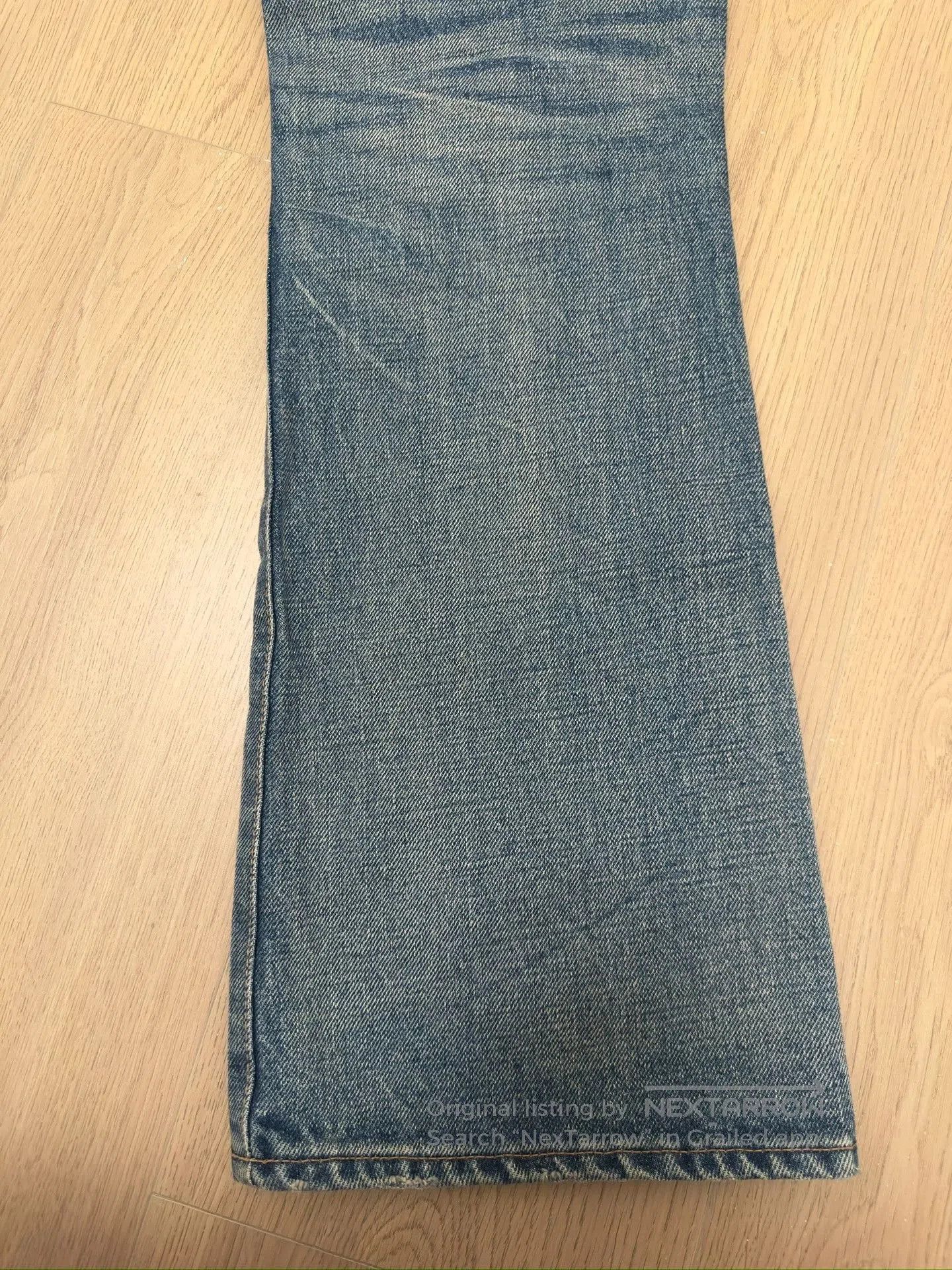 Celine CELINE Dylan Triomphe Gold Chain Flared Jeans 28. Size 28" / US 6 / IT 42 - 5 Thumbnail