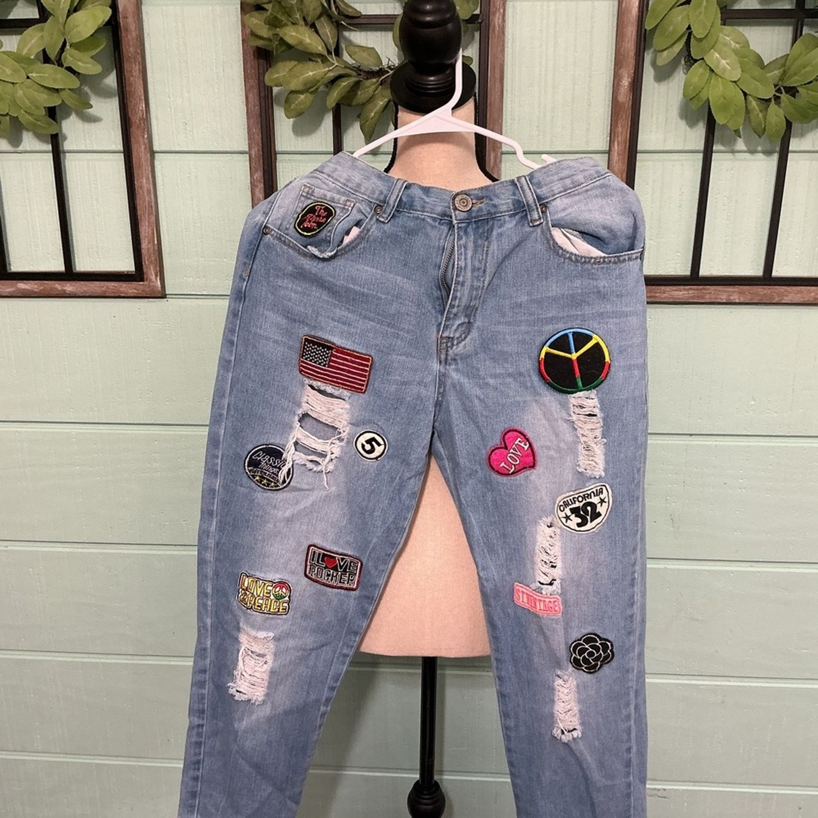 Chicos Chico’s Patchwork Distressed Jeans | Medium | Boho Festival Size 32" / US 10 / IT 46 - 1 Thumbnail