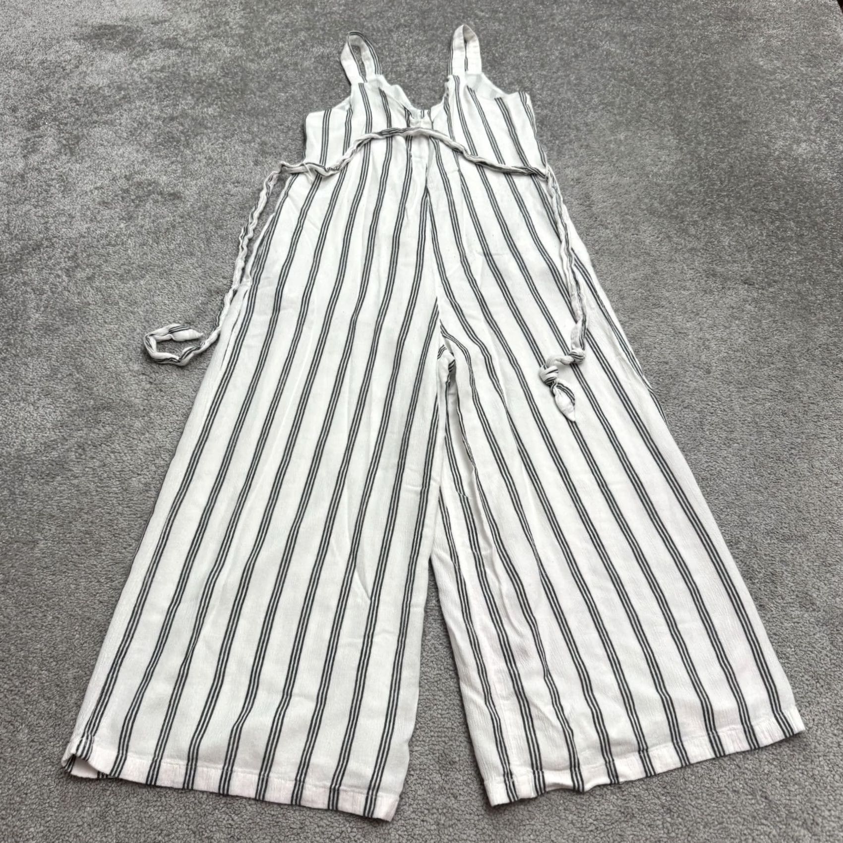 American Eagle Outfitters VINTAGE American Eagle Belted Wide Leg Jumpsuit Womens XS White Striped Button Up Size 26" / US 2 / IT 38 - 2 Thumbnail