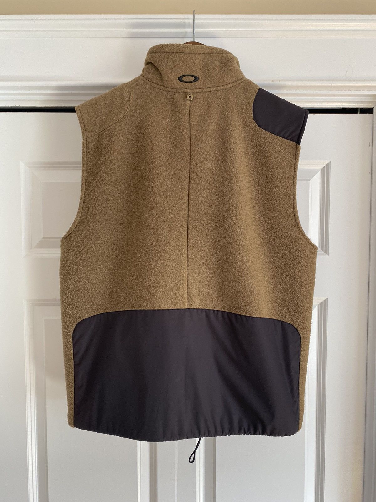 Oakley 00’s Oakley Tech Vest Size US L / EU 52-54 / 3 - 3 Thumbnail