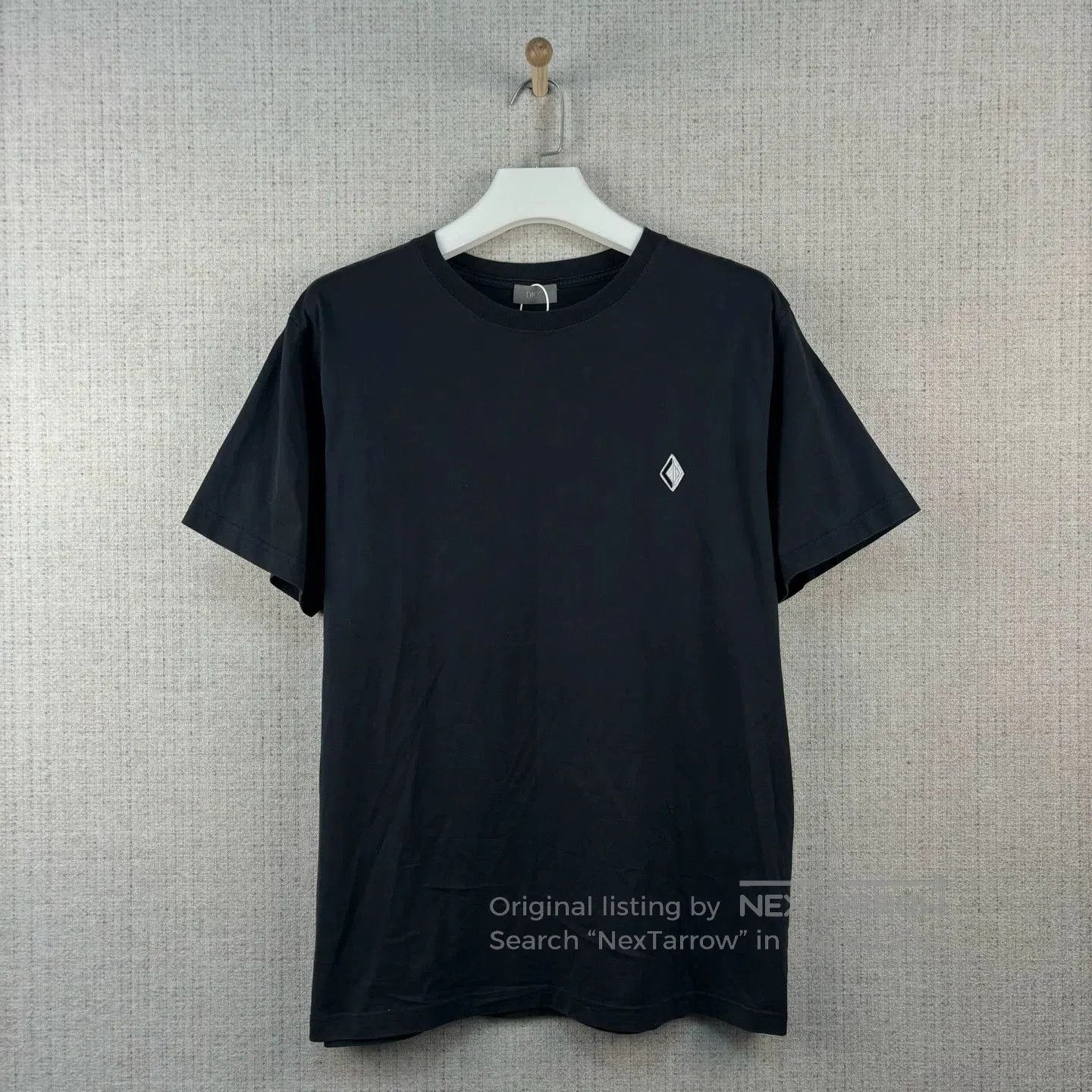 dior cd logo embroidered crew neck t.