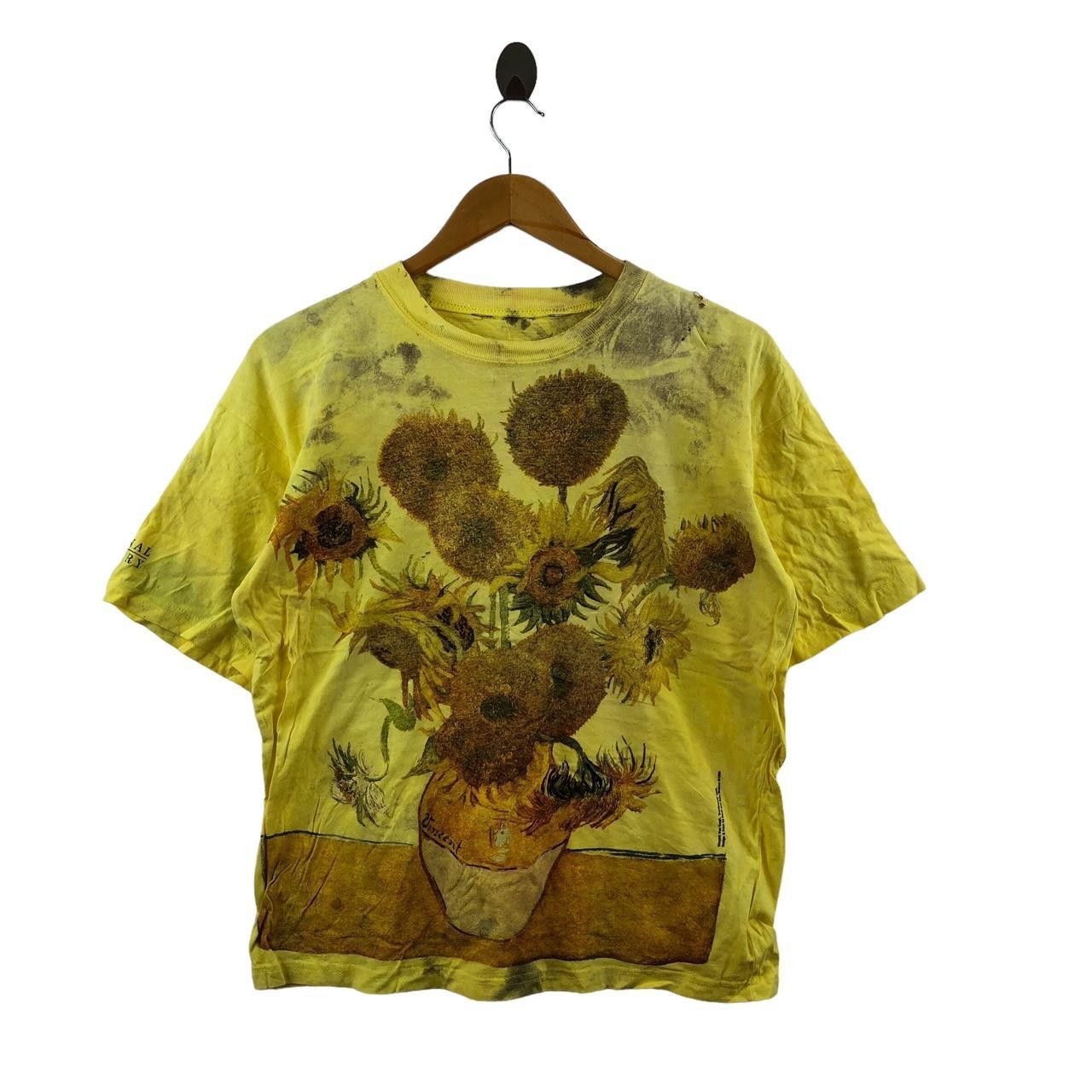 Vintage Vintage 1996 VINCENT VAN GOGH Sunflowers Thrashed Tee Shirt Size M / US 6-8 / IT 42-44 - 1 Thumbnail
