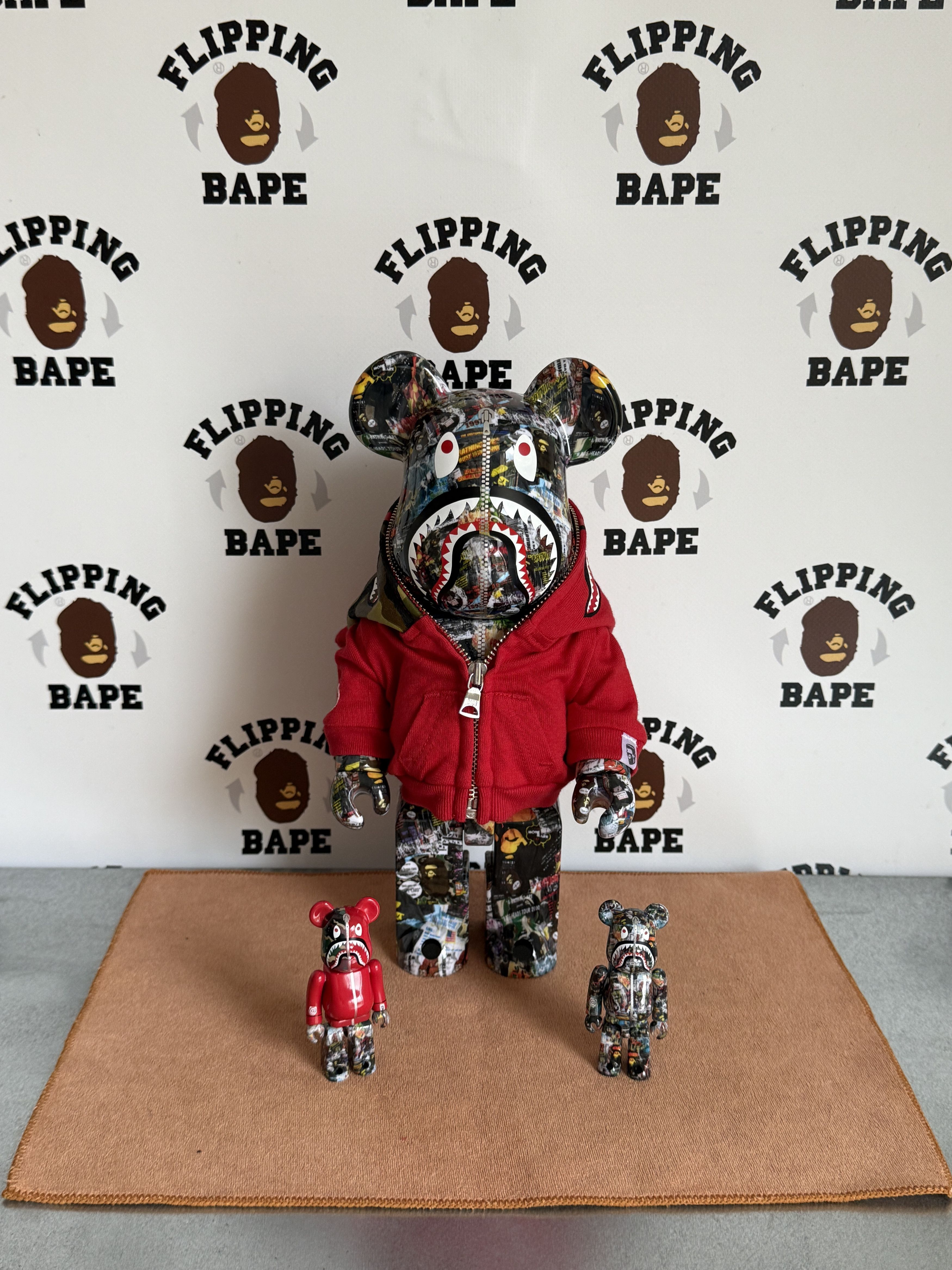 Bape BAPE X MEDICOM LEGACY CAMO SHARK BE@RBRICK 100%&400% Size ONE SIZE - 6 Thumbnail
