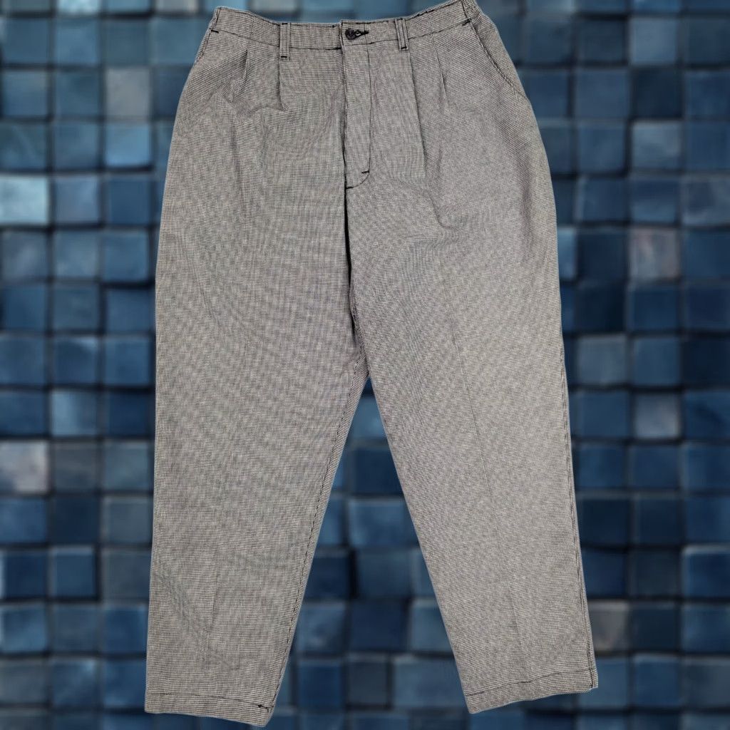 Lee VINTAGE Lee Houndstooth Pants Women 18P Petite Black & White Houndstooth Tapered Pleated Waist 31 in Inseam 27.5 in Crew? Size 40" / US 18 - 1 Thumbnail