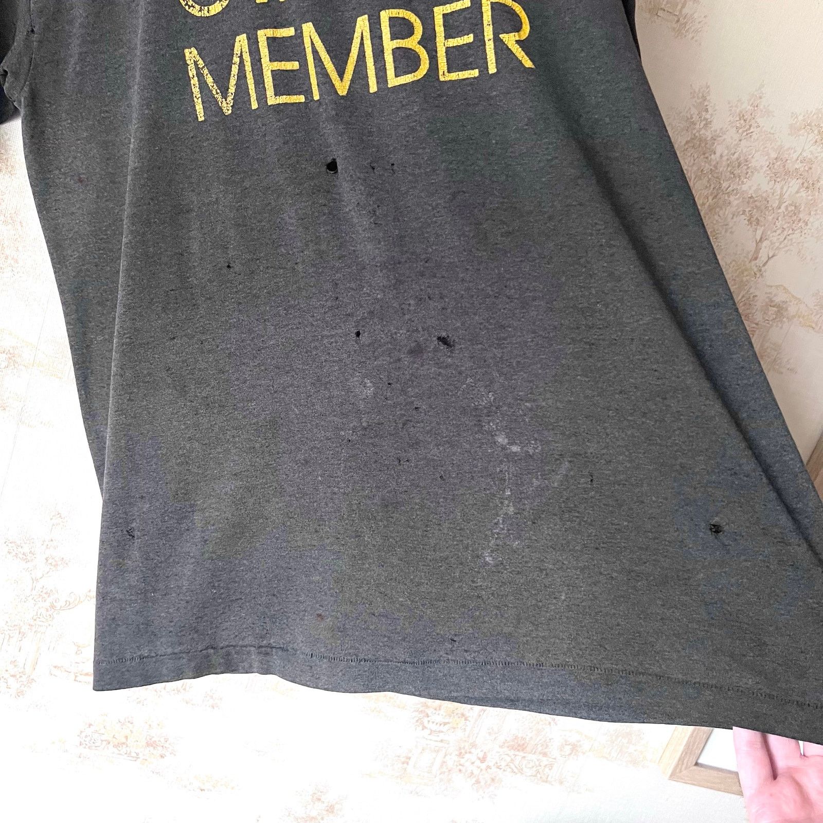 Vintage 1980s UAW Member T-Shirt | Thrashed Vintage Union Tee | L/XL Size US L / EU 52-54 / 3 - 3 Thumbnail
