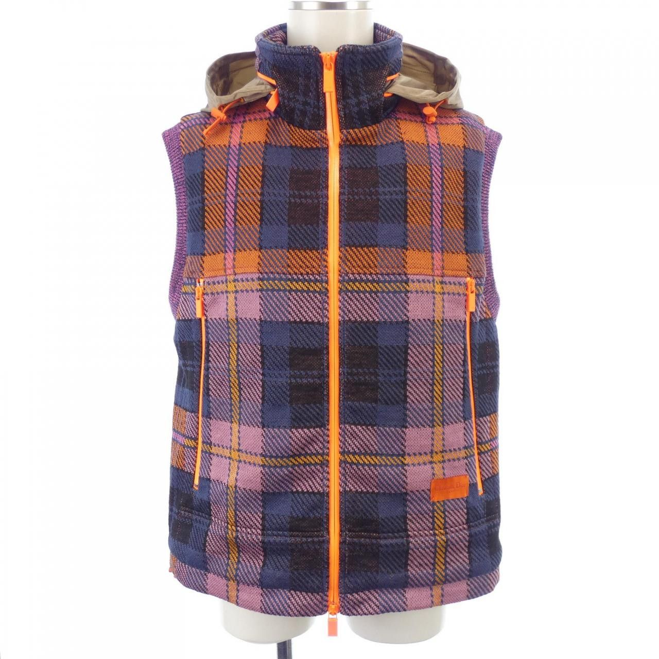 Dior Dior Dior Wool Vest Textile Tops 383J431A0826 DUTY FREE for USA Size ONE SIZE - 1 Thumbnail