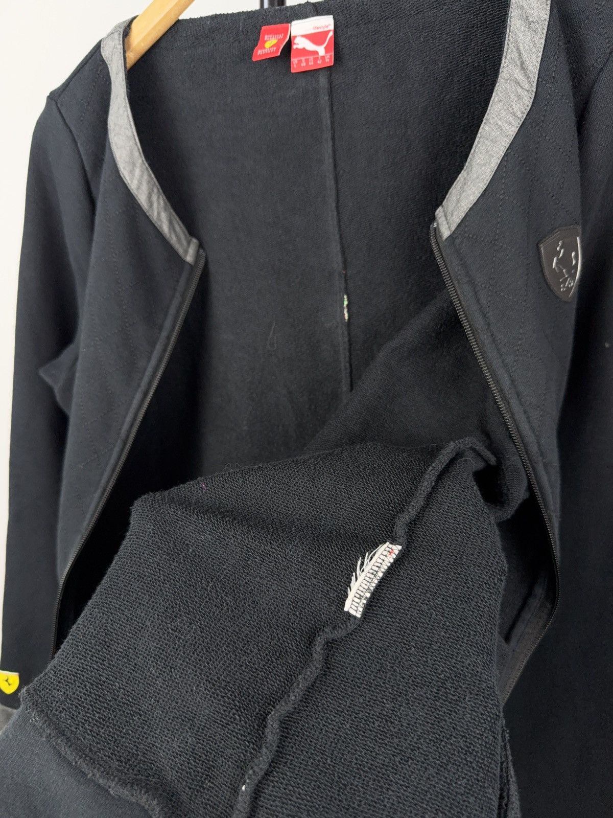 Ferrari Vintage 00s Faded Ferrari x Puma full zip sweatshirt Size L / US 10 / IT 46 - 5 Thumbnail