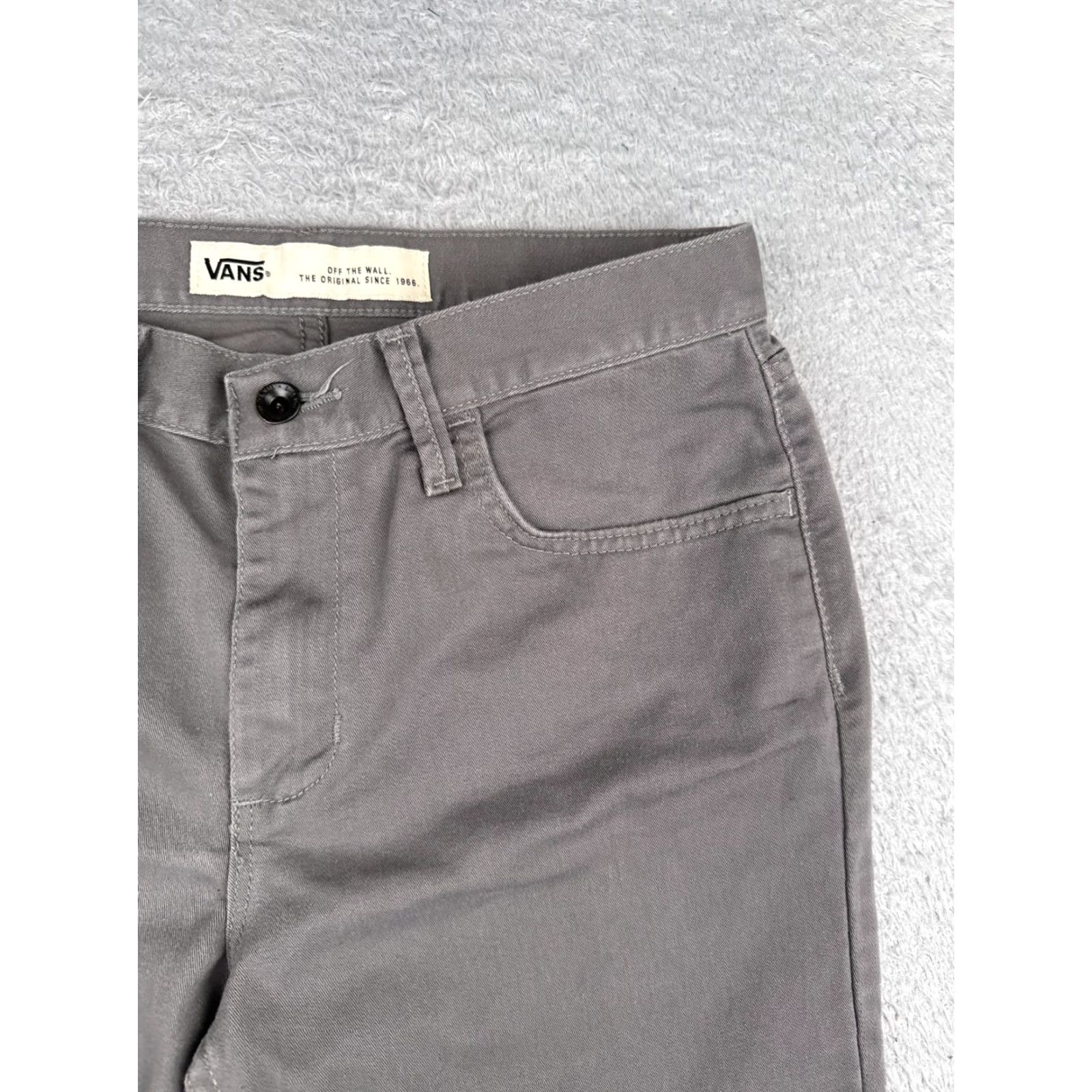 Volcom Volcom Shorts Men 30 Gray Cotton Blend Twill Skateboard Beach 11" Raw Hem Mens Size US 30 / EU 46 - 5 Thumbnail