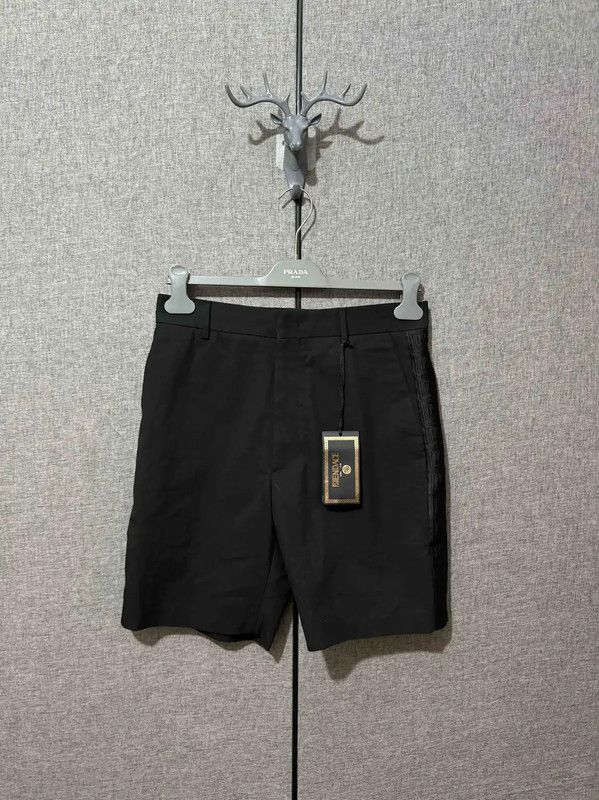 Fendi Fendi Black Cotton Logo Casual Shorts 0089 Size US 26 / EU 42 - 1 Thumbnail