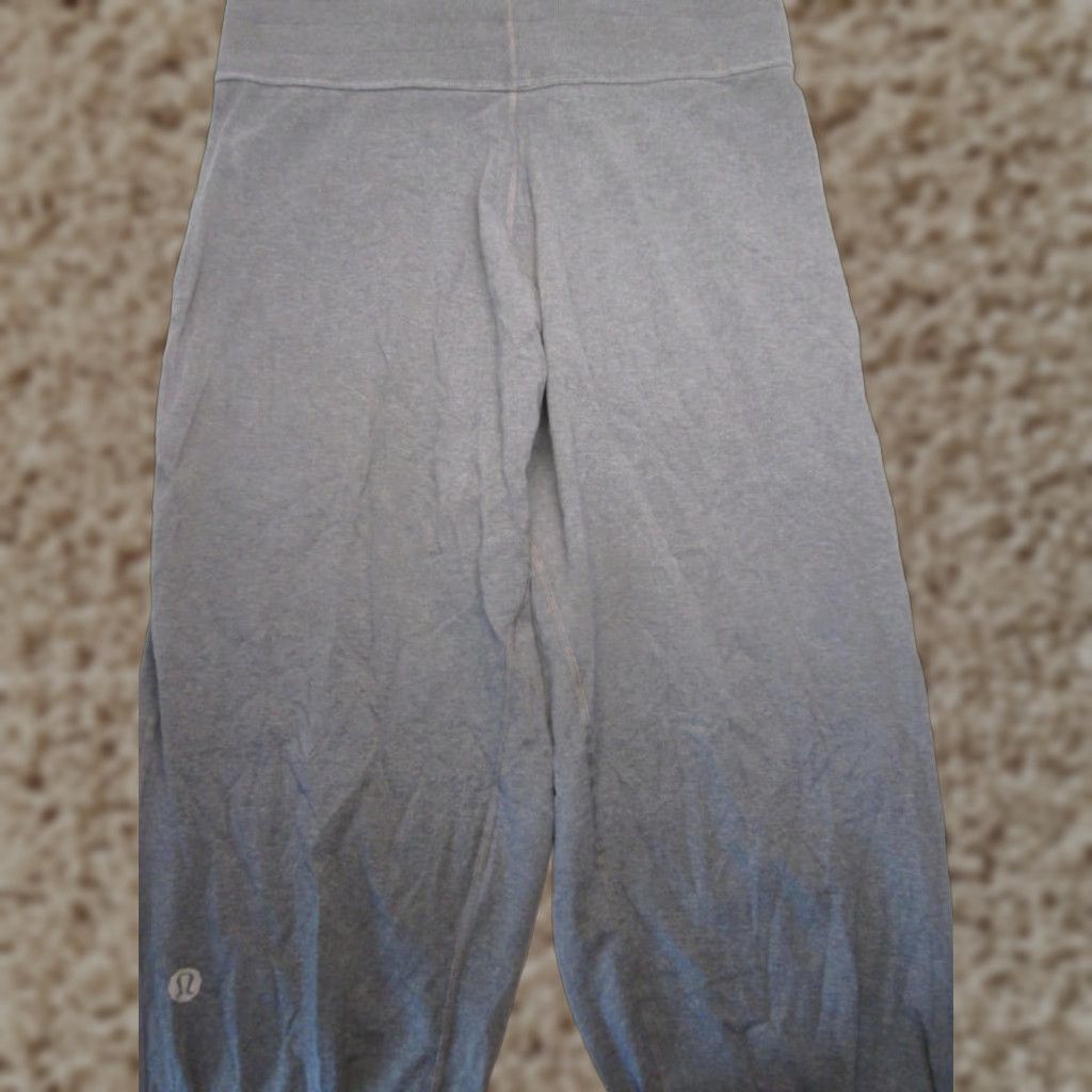 Lululemon Lululemon Womens Track Pants Gray Size 34 Stretch Activewear Logo Print Pull On Size 24" / US 00 / IT 34 - 1 Thumbnail