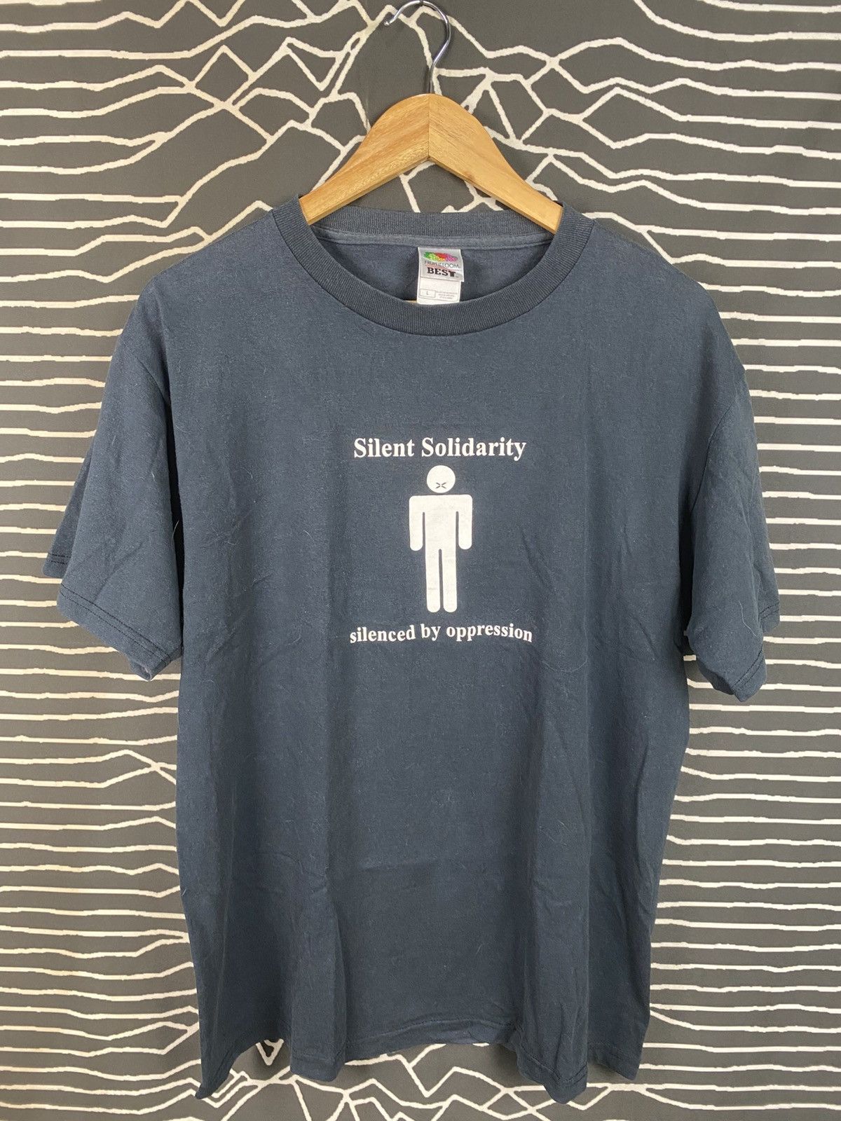 Vintage 90s Silent Solidarity Silenced by Oppression Vintage T-Shirt Size US L / EU 52-54 / 3 - 1 Thumbnail