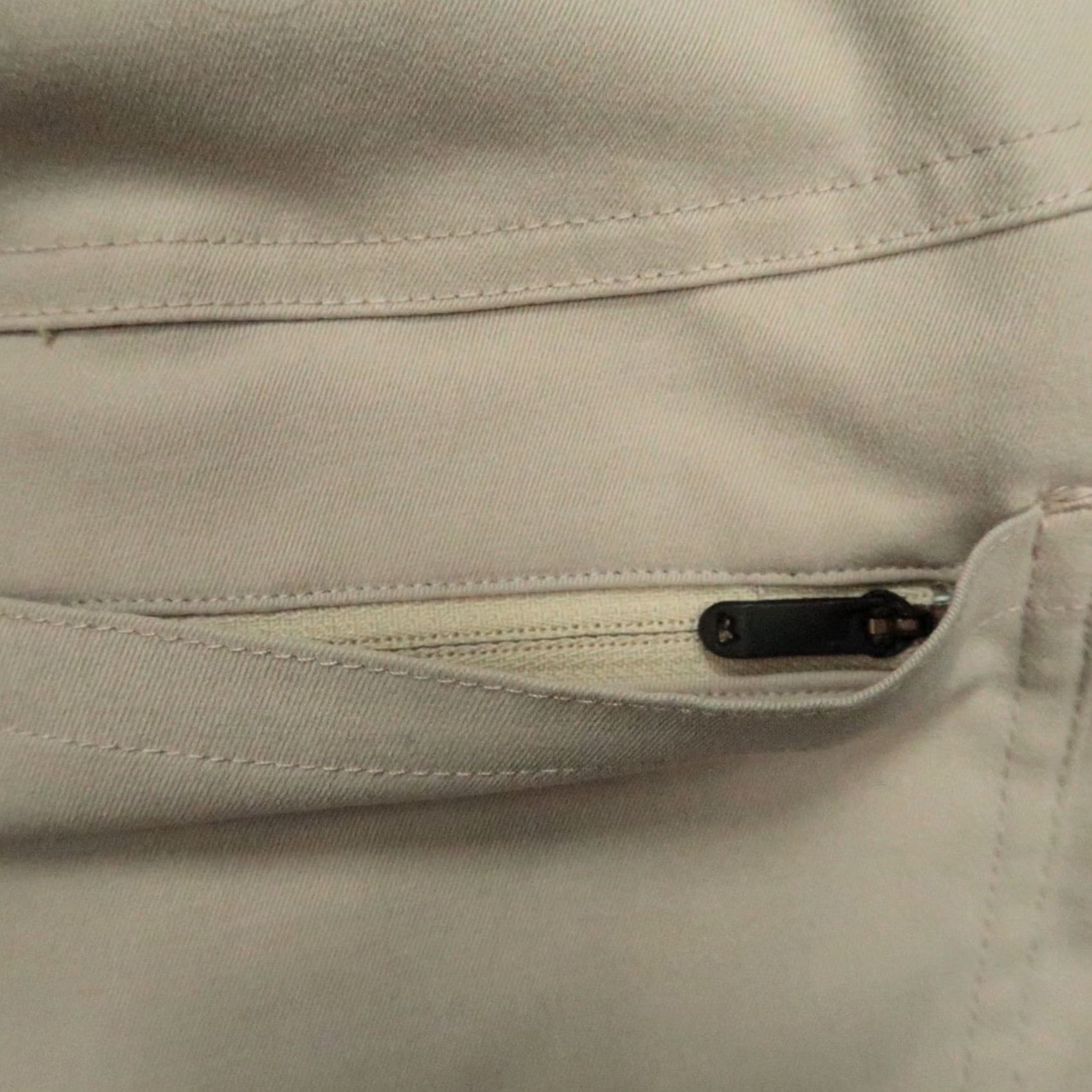 Vintage Myles Pants Mens 33x30 Khaki Tan Tour Performance Stretch Chino Zip Pocket Pants Casual Workwear 33 Beige Regular Mens Size US 33 - 6 Thumbnail
