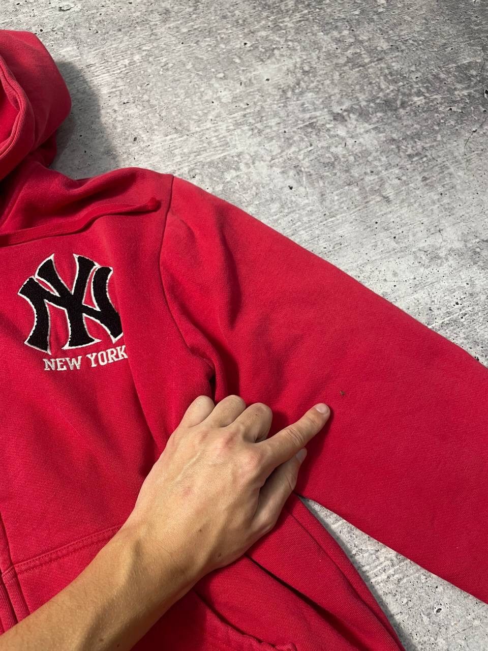 New York Yankees Vintage New York Yankees Big Logo Zip Up Hoodie Y2K Size US L / EU 52-54 / 3 - 5 Thumbnail