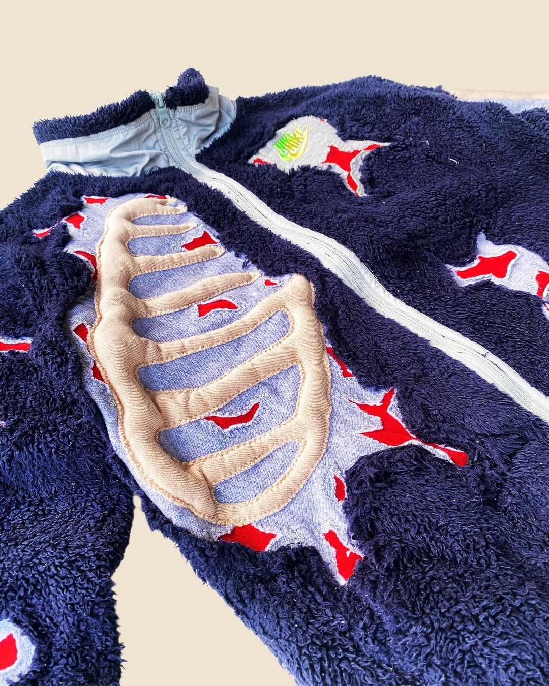Handmade × Nike 1 OF 1 REWORKED NIKE 3D SKELETON SHERPA JACKET SIZE S Size US S / EU 44-46 / 1 - 2 Thumbnail