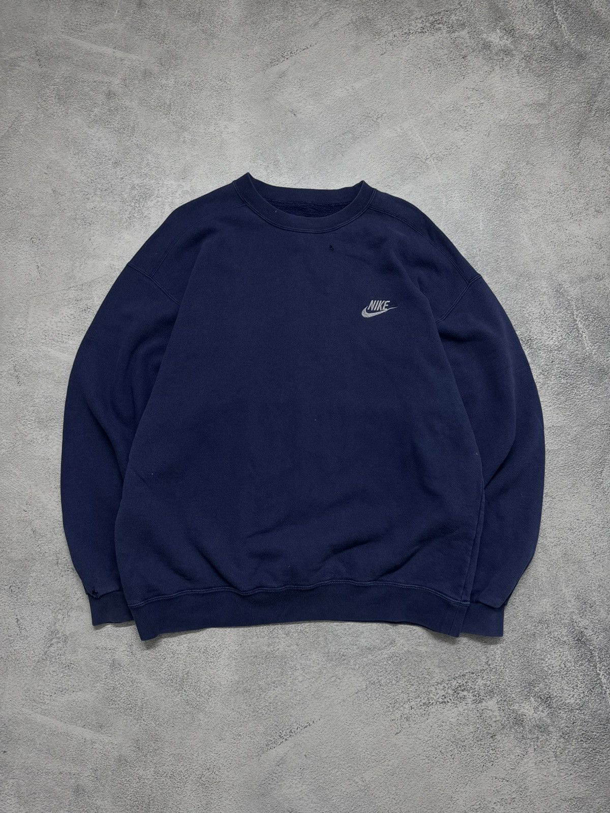 Nike Vintage Y2k Nike Mini Swoosh Sweatshirt 90’s Size US L / EU 52-54 / 3 - 2 Thumbnail
