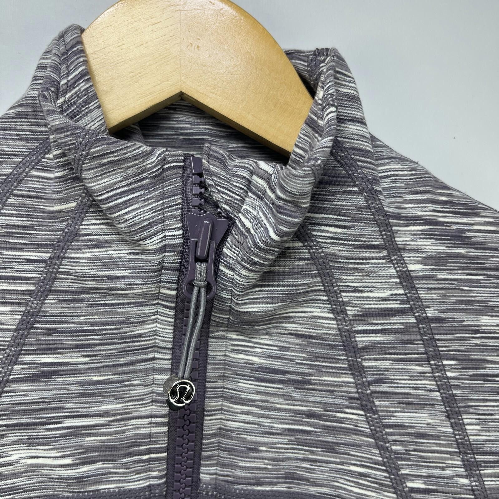 Other Lululemon Define Jacket Size 10 Zip up Size L / US 10 / IT 46 - 4 Thumbnail
