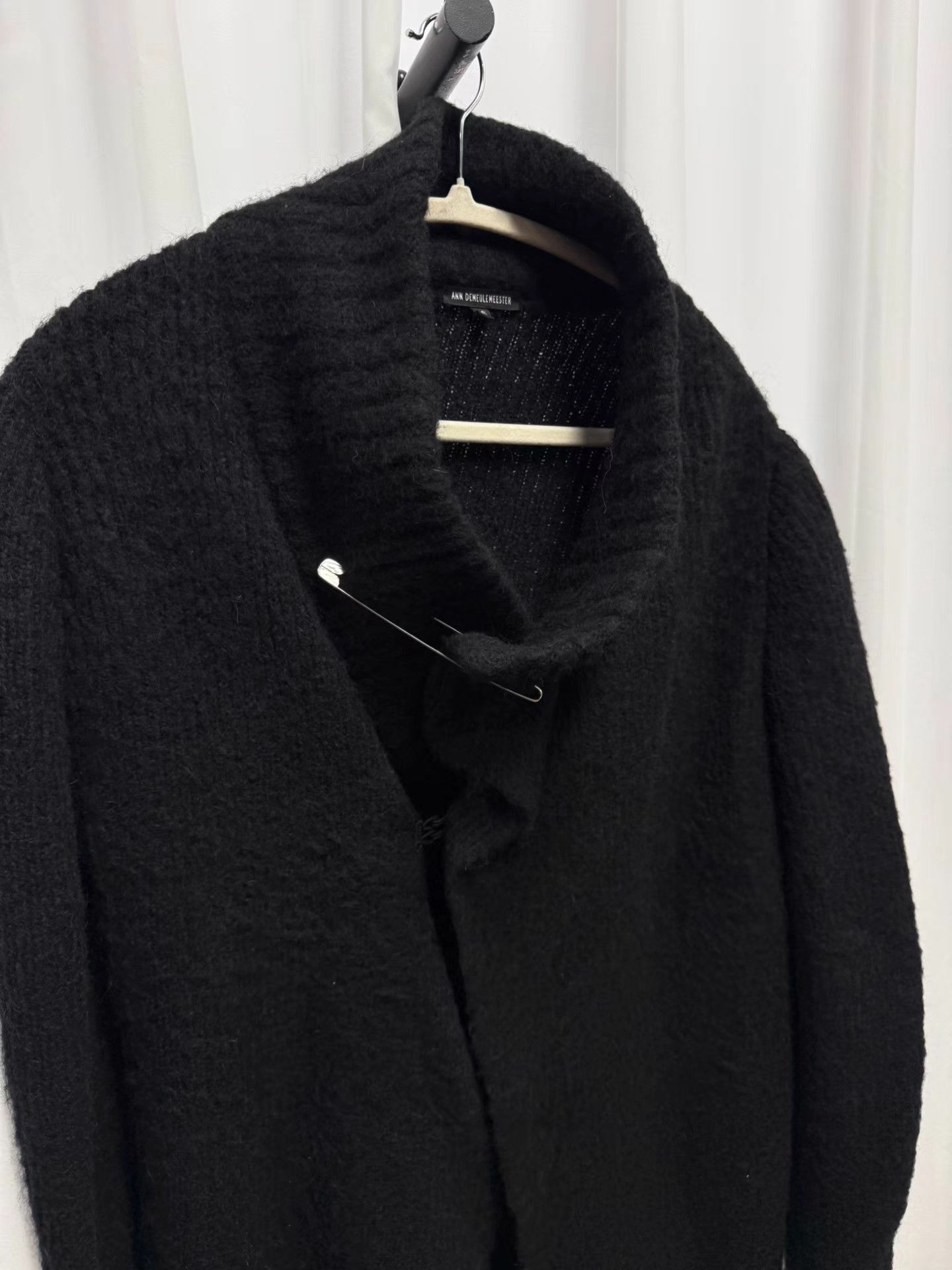 Ann Demeulemeester Ann Demeulemeester Mohair Scarf Collar Frog Closure Coat K20 Size XS / US 0-2 / IT 36-38 - 4 Thumbnail