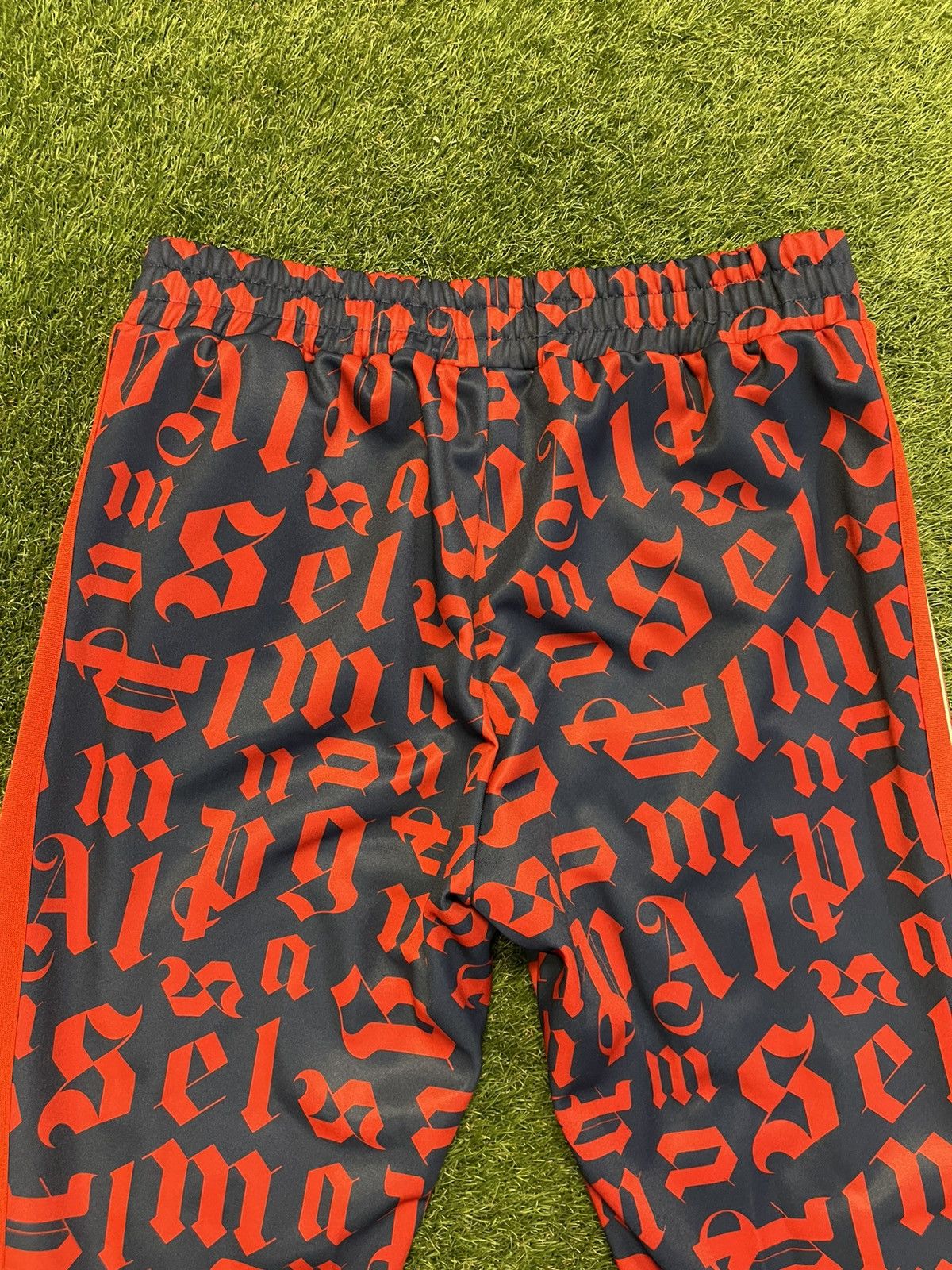 Palm Angels Size XXL - Palm Angels Monogram Sweatpants Red/Blue Size US 38 / EU 54 - 11 Thumbnail