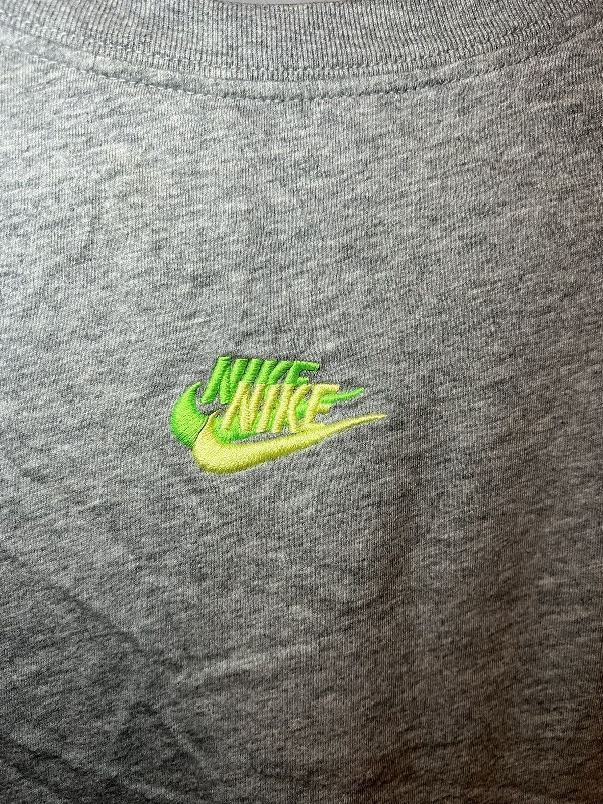 Nike Vintage Nike multi embroidered logo T-shirt Size US XL / EU 56 / 4 - 7 Thumbnail