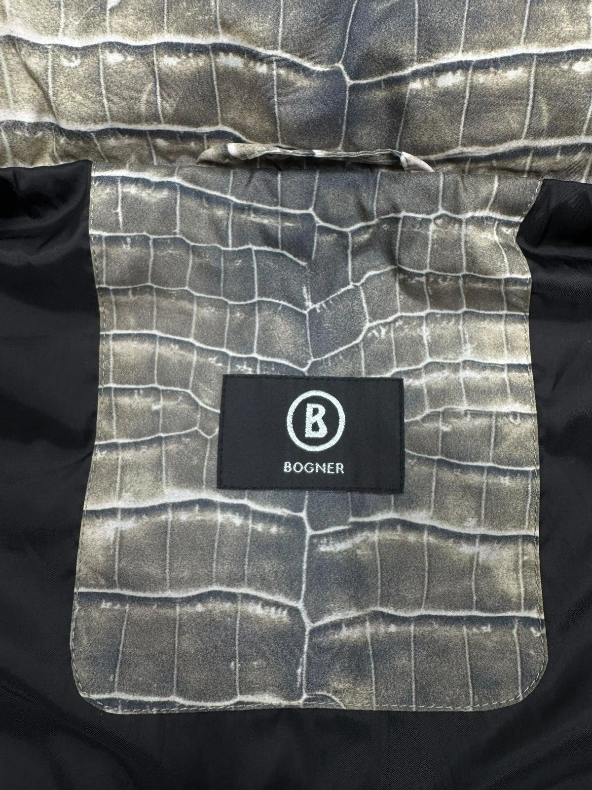 Bogner Bogner Down Vest Animal Print Womens Gilet Size S / US 4 / IT 40 - 14 Thumbnail