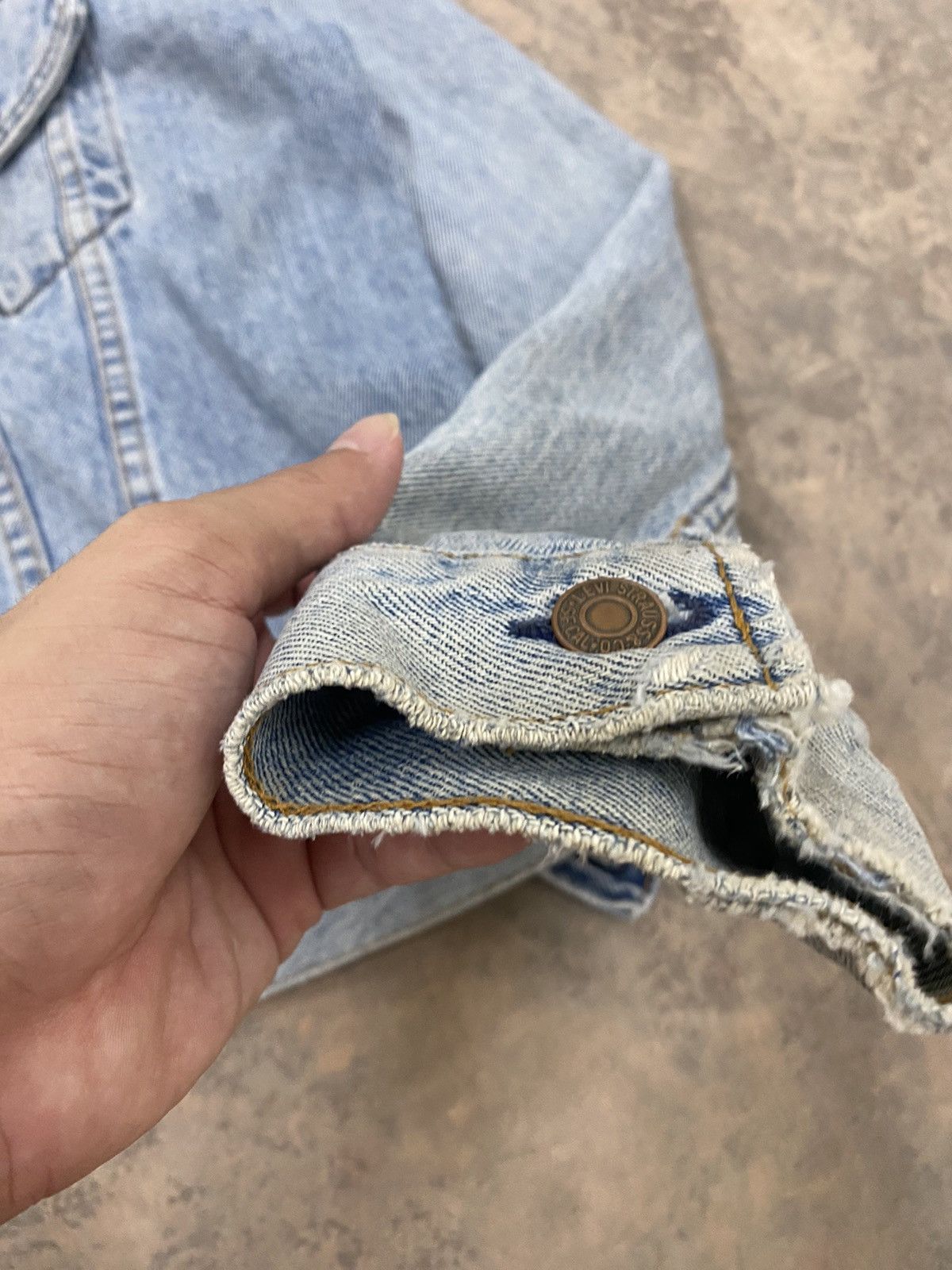 Levi's 1990s LEVIS TYPE 3 TRUCKER JACKET DENIM Size US M / EU 48-50 / 2 - 12 Thumbnail