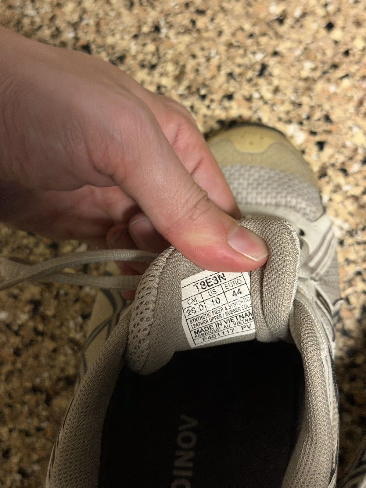 Asics × Kiko Kostadinov ASICS GEL-Burz 1 x Kiko Kostadinov Birch 2018 Size US 10 / EU 43 - 4 Thumbnail