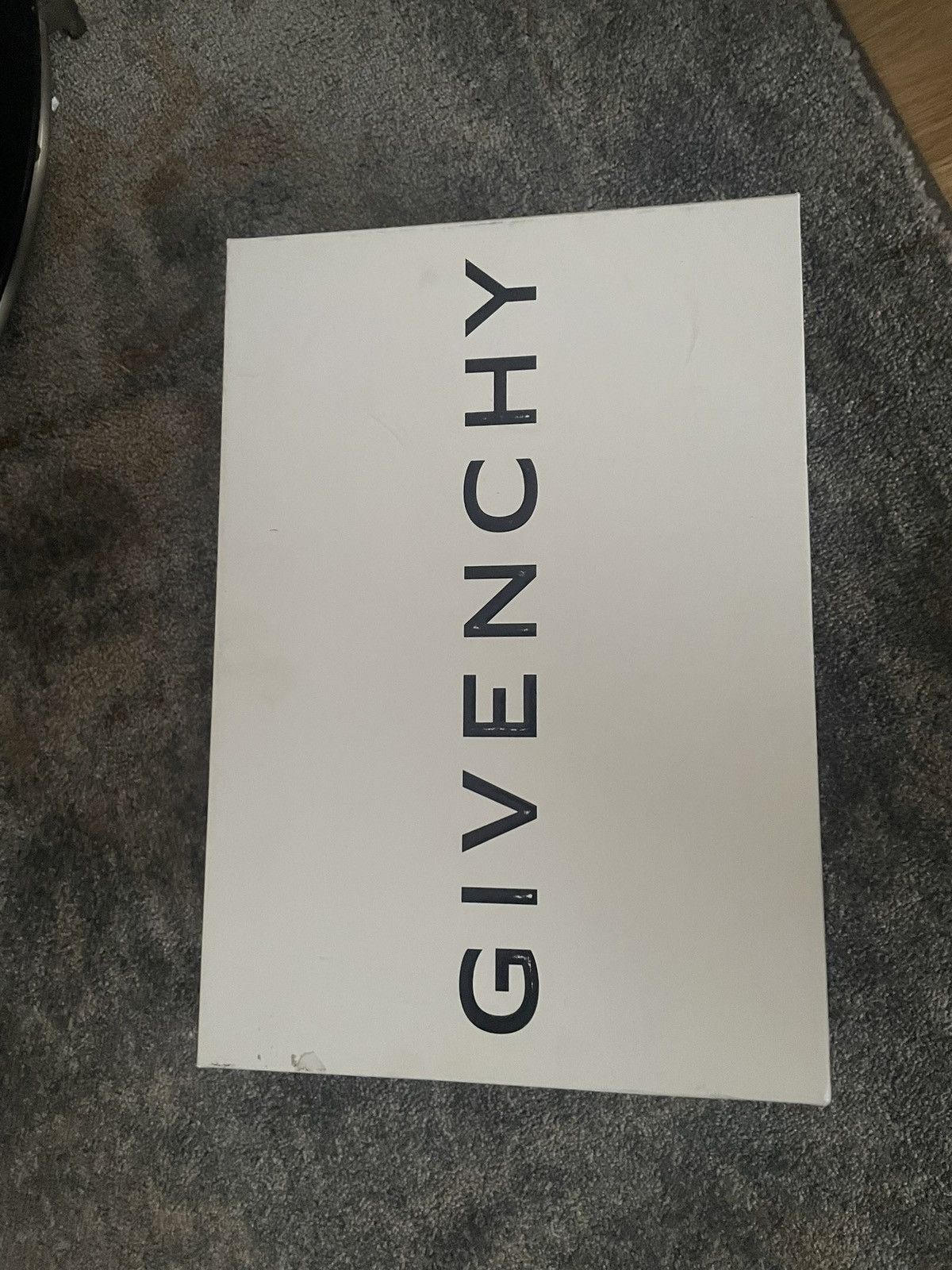 Givenchy G4 Leather low sneakers Size US 12 / EU 45 - 9 Thumbnail