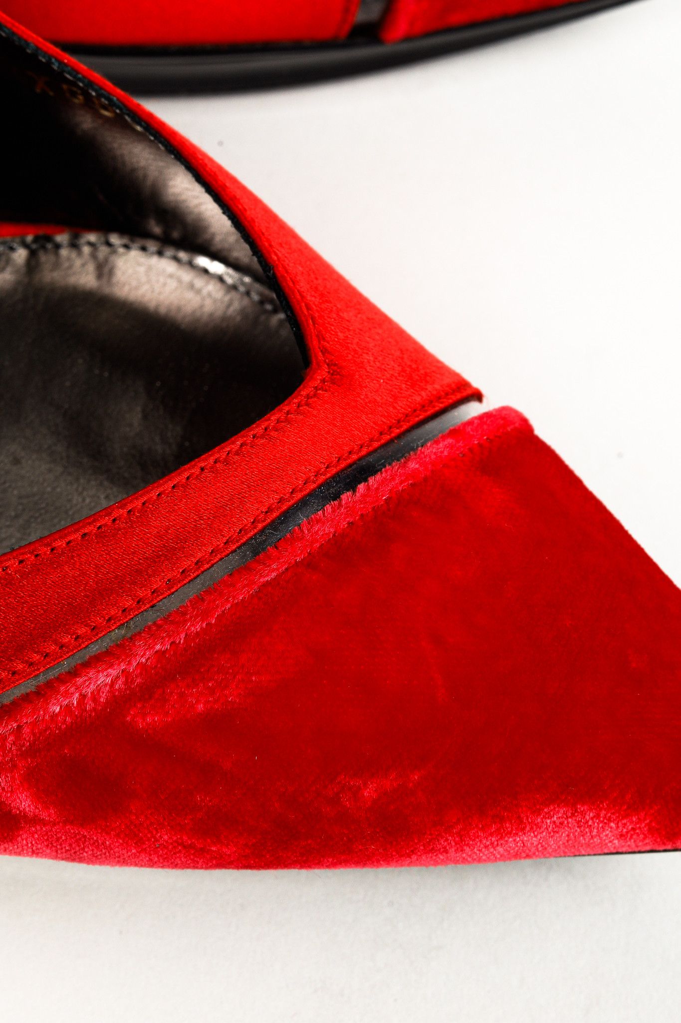 Giorgio Armani Giorgio Armani Rosso Velvet & Satin D'Orsay Heels Size US 9 / IT 39 - 7 Thumbnail