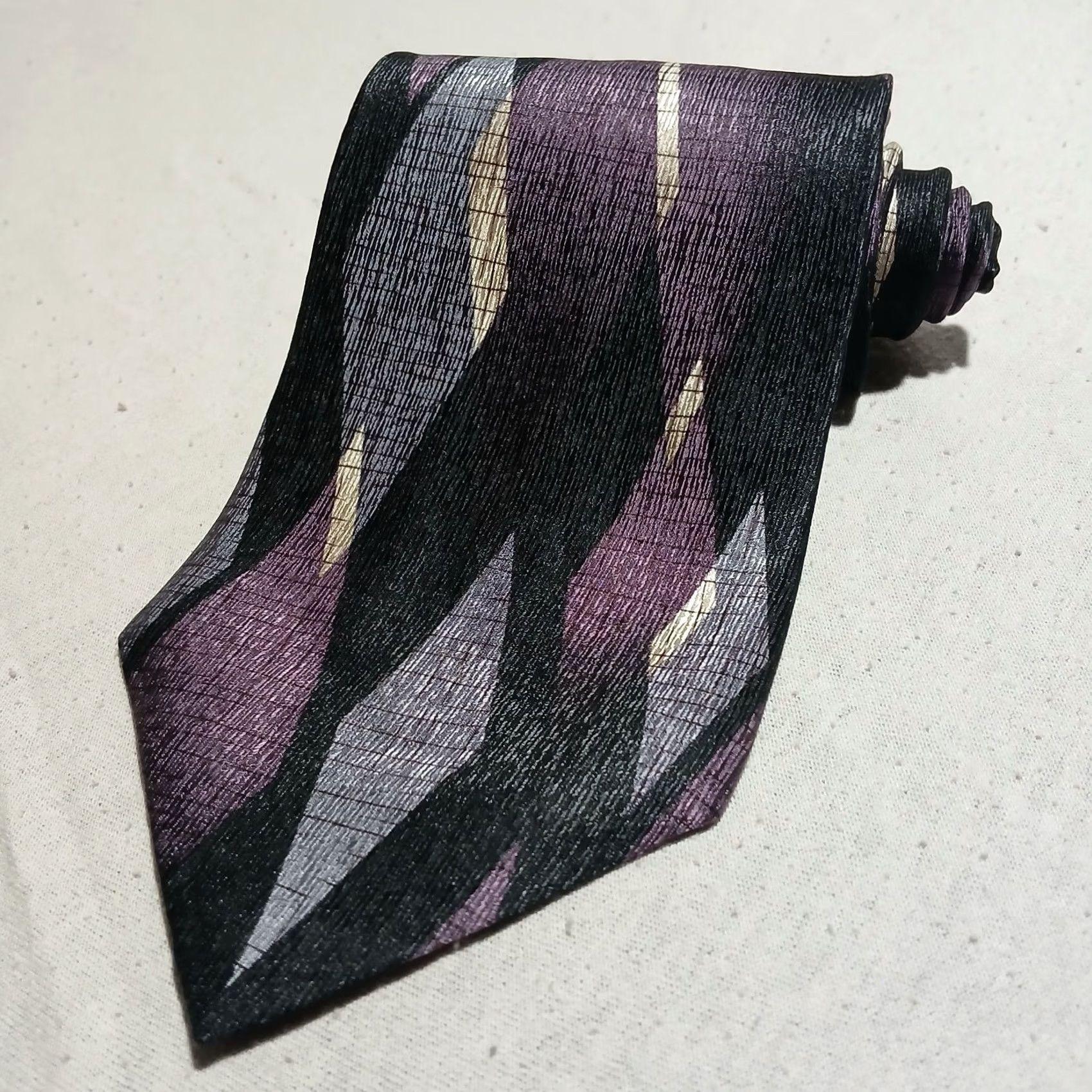 Arrow Arrow Tie Purple Black Gray Geometric 100% Silk 55" x 3.75" Men Tie Size ONE SIZE - 2 Thumbnail