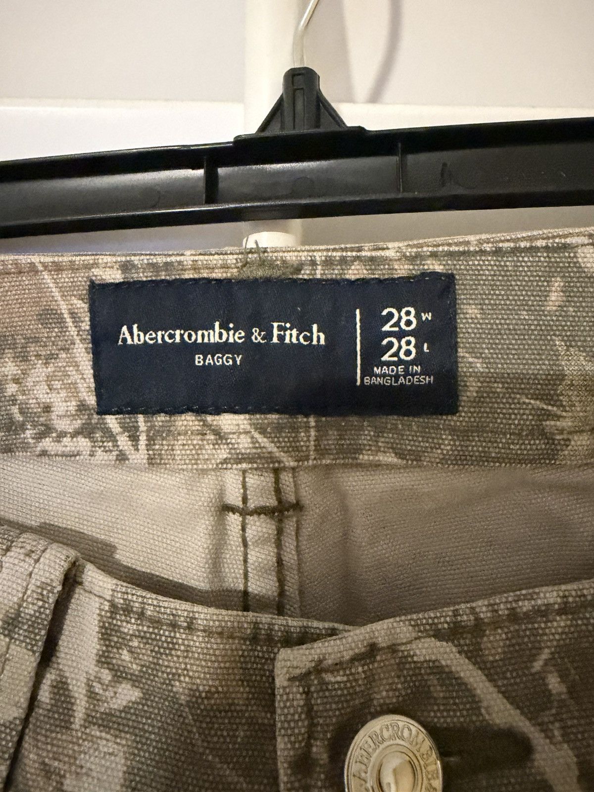 Abercrombie & Fitch Abercrombie & fitch camo pants Size US 28 / EU 44 - 2 Thumbnail