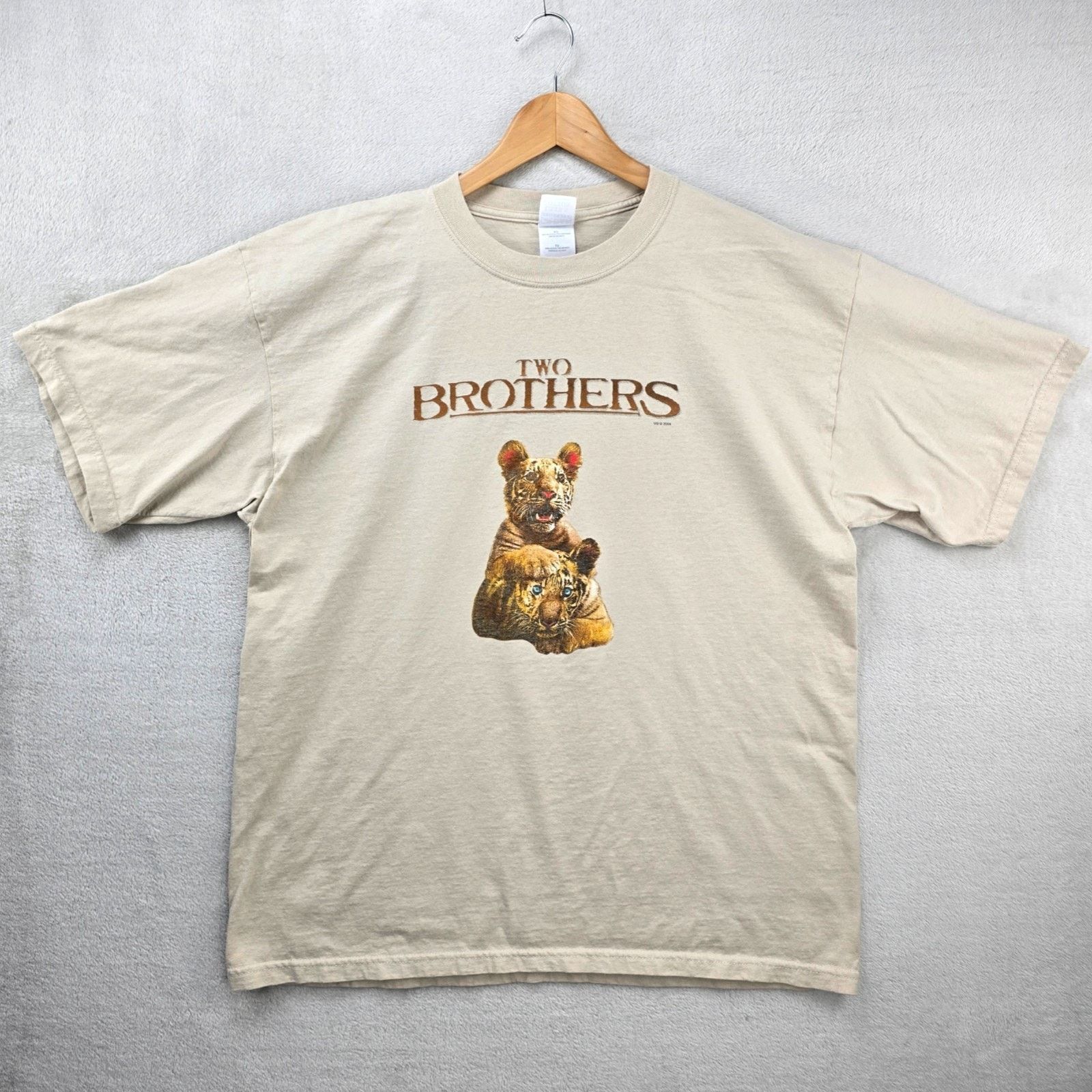 Gildan Vintage Two Brothers Movie Promo Shirt XL 2004 Tigers Y2K Size US XL / EU 56 / 4 - 1 Thumbnail