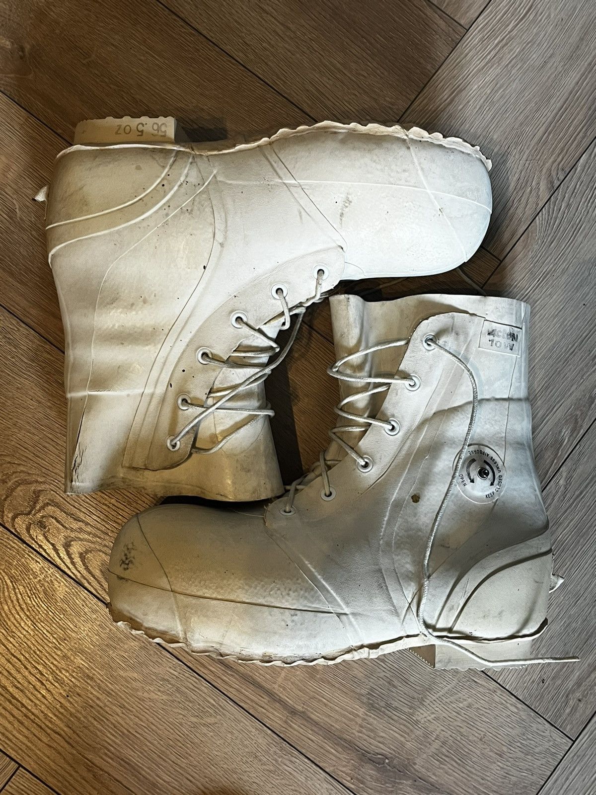 Other Bunny Boots mickey mouse military BATA shoes Size US 10 / EU 43 - 4 Thumbnail