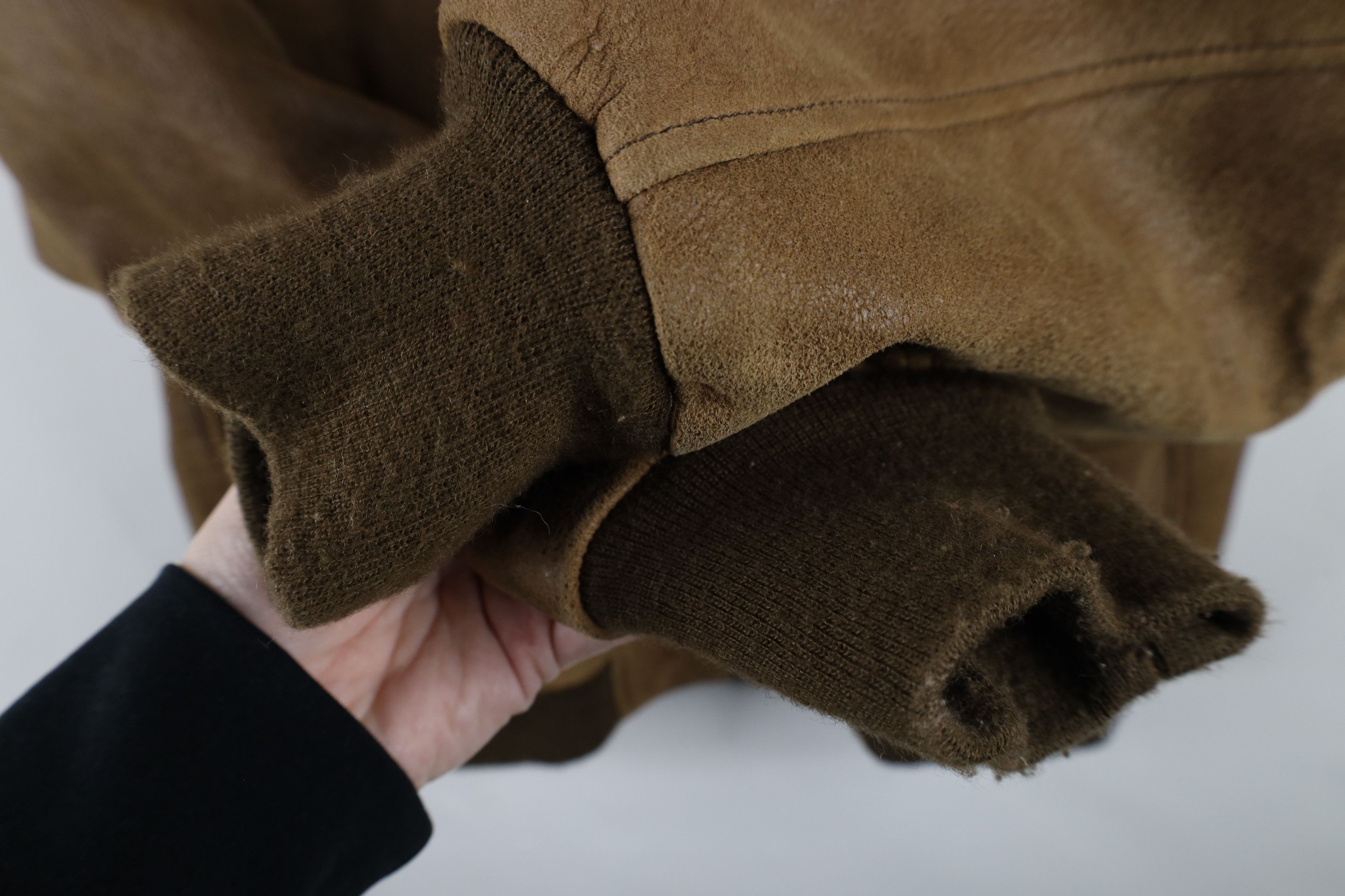 Vintage Vintage 90s Streetwear Heavy Suede Leather Bomber Jacket Size US L / EU 52-54 / 3 - 6 Thumbnail