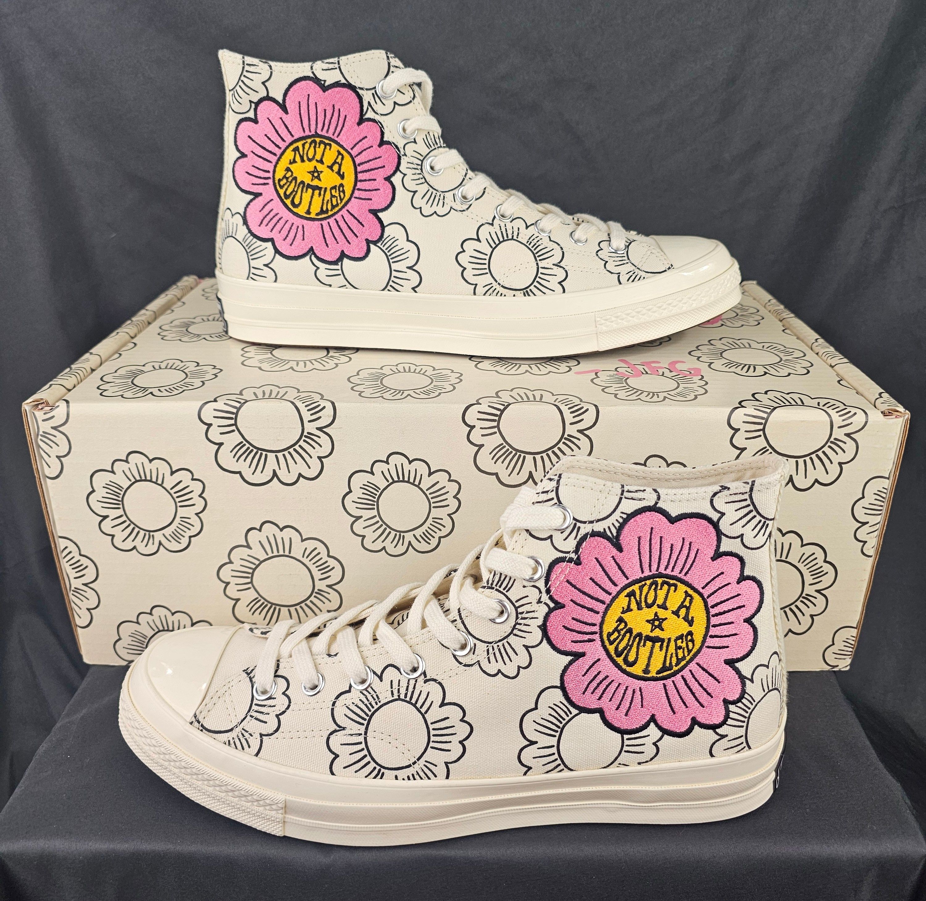 Converse Joe Freshgoods Chuck Taylor All Star 70 Hi Friends & Family Size US 11.5 / EU 44-45 - 2 Thumbnail
