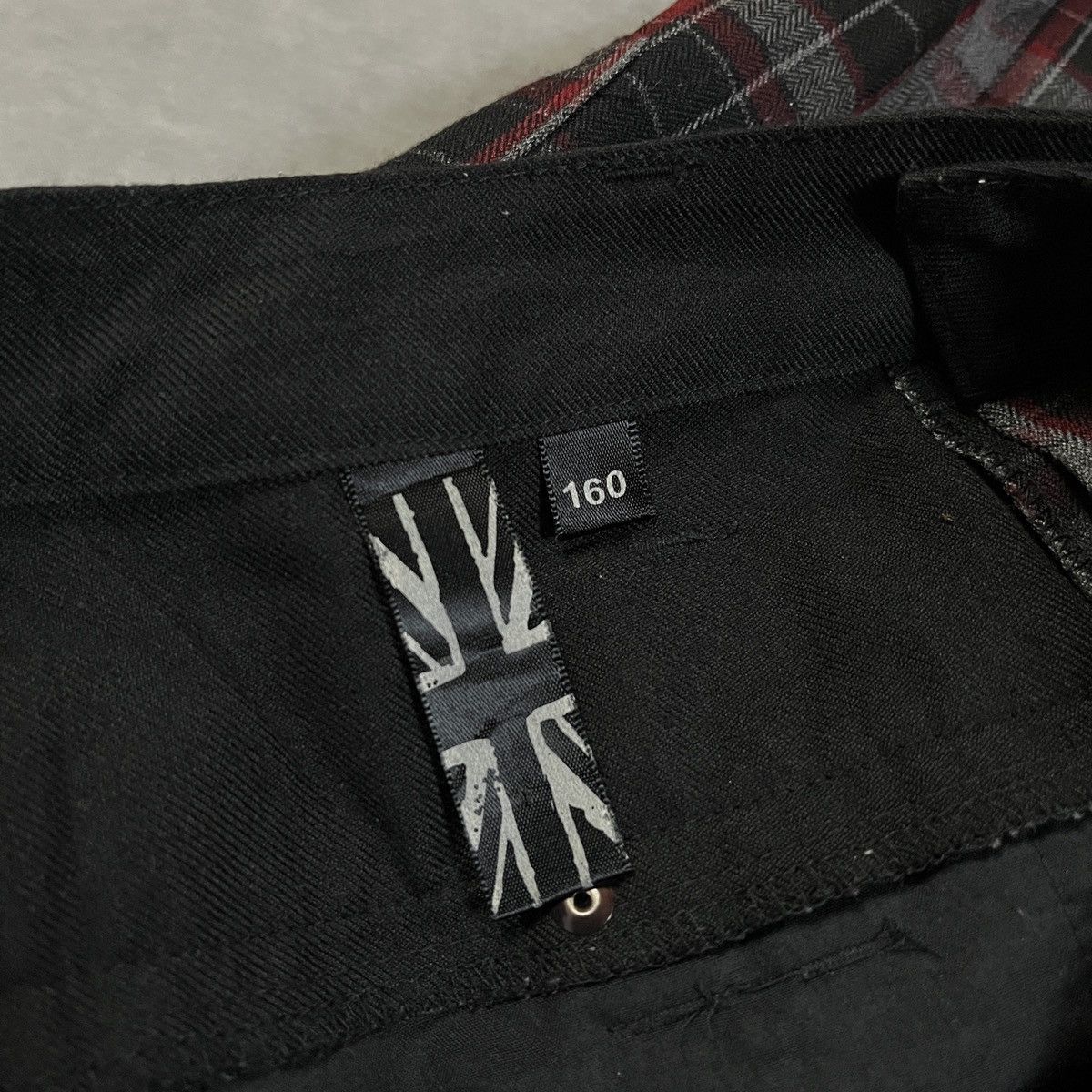 If Six Was Nine Japanese Brand Red Black Plaid Punk Trousers Zipper Pocket Size US 27 - 5 Thumbnail
